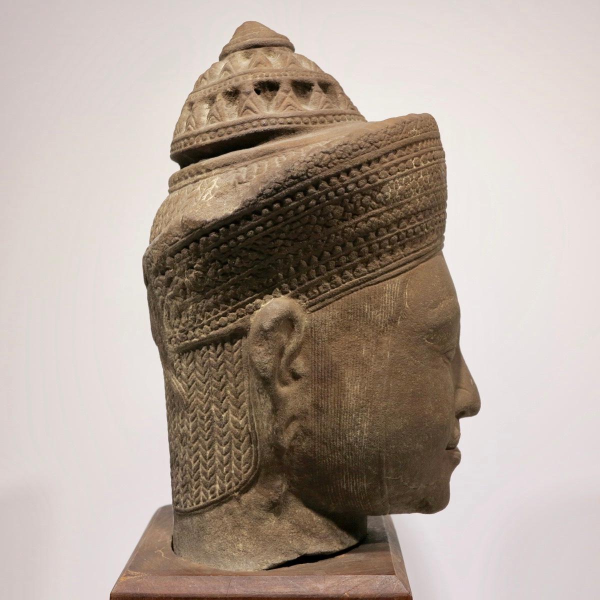 Head of Vishnu, Khmer, Cambodian bust sculpture 2