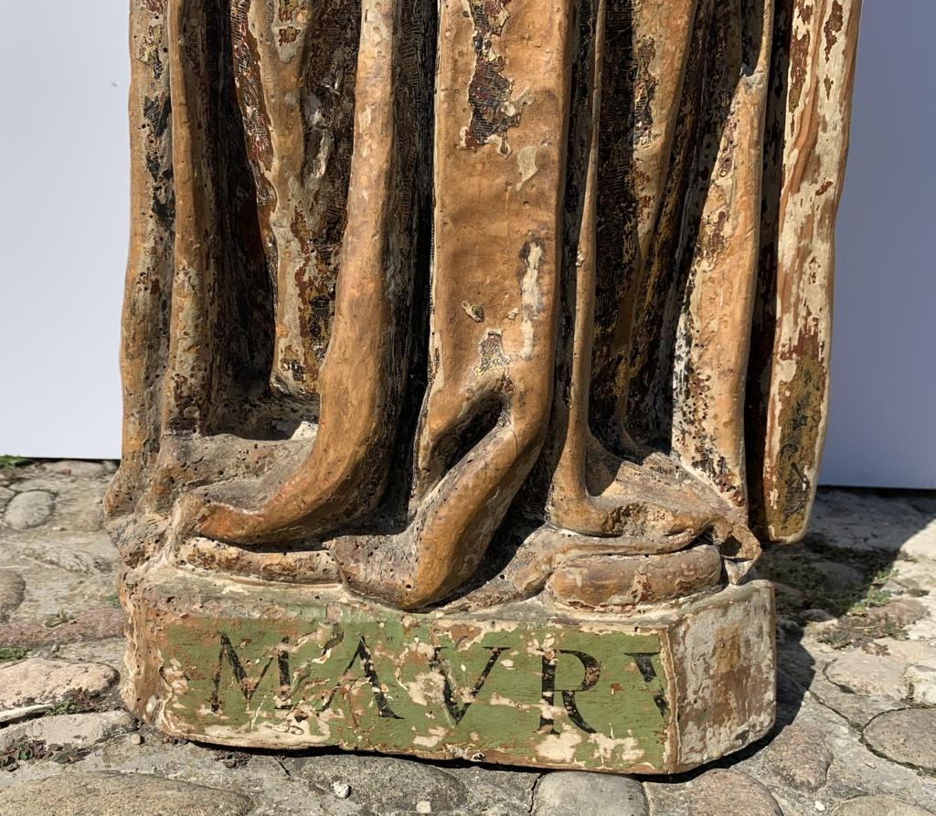 Escultura italiana de madera tallada del siglo XVI - San Mauricio - Dorado Pintado en venta 5