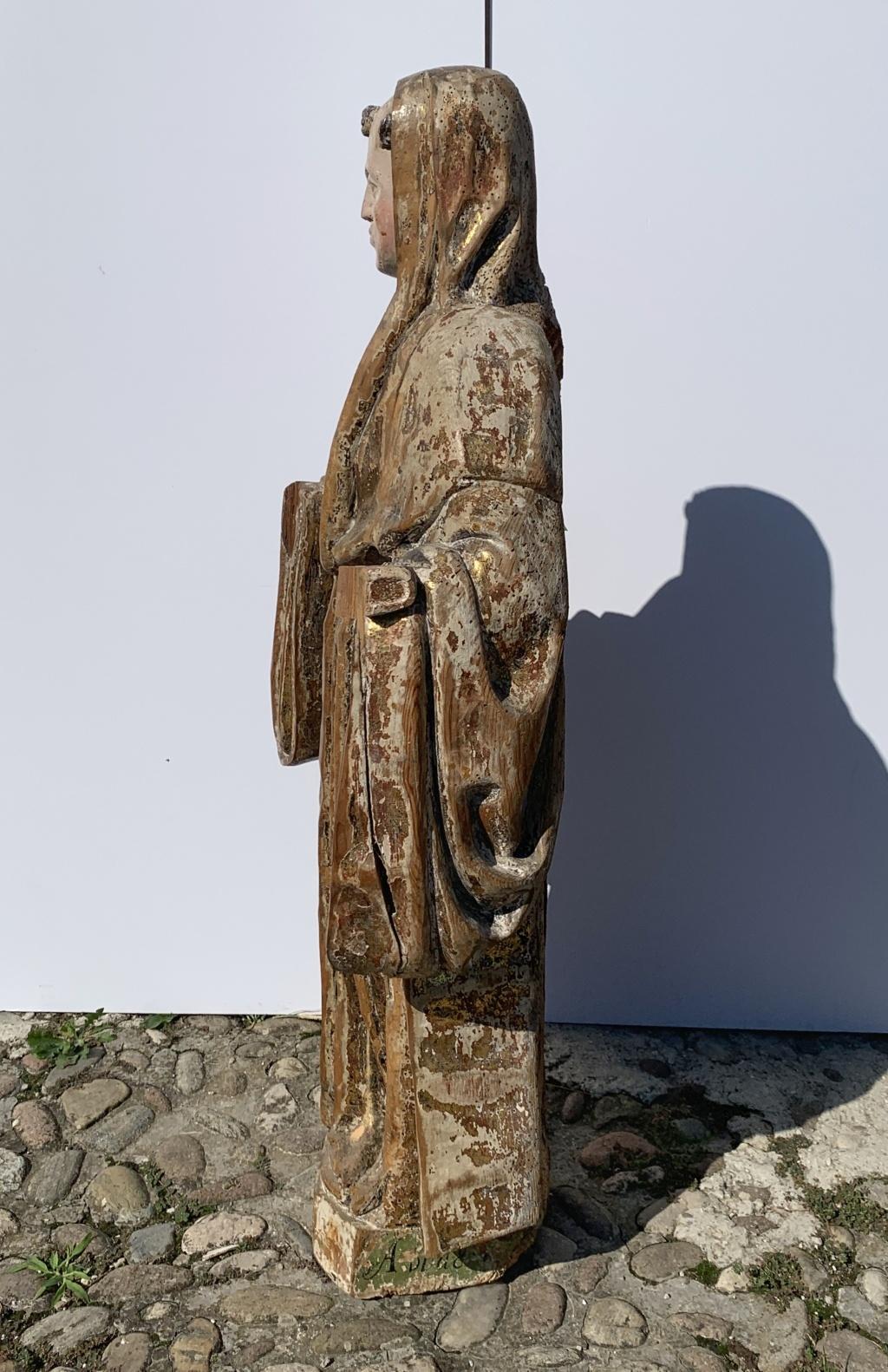 Escultura italiana de madera tallada del siglo XVI - San Mauricio - Dorado Pintado en venta 6