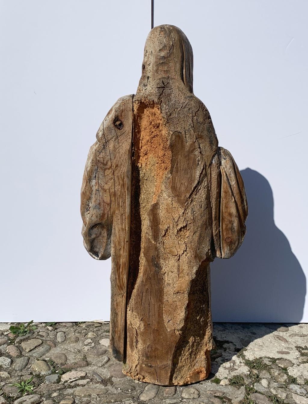 Escultura italiana de madera tallada del siglo XVI - San Mauricio - Dorado Pintado en venta 8