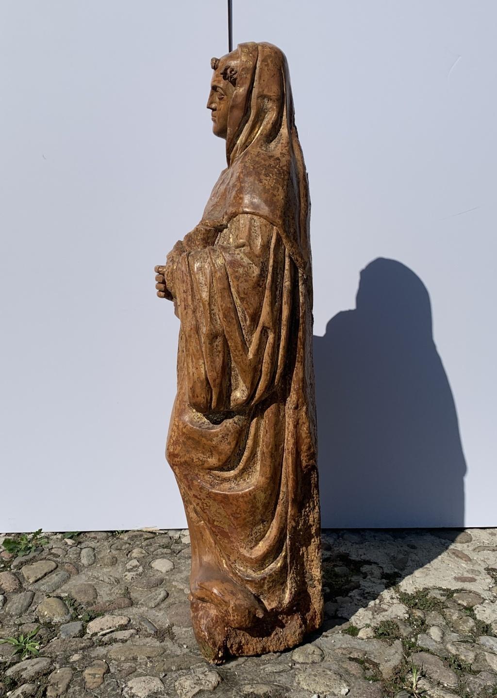 Escultura italiana de madera tallada del siglo XVI - San Roberto - Dorado Pintado en venta 9