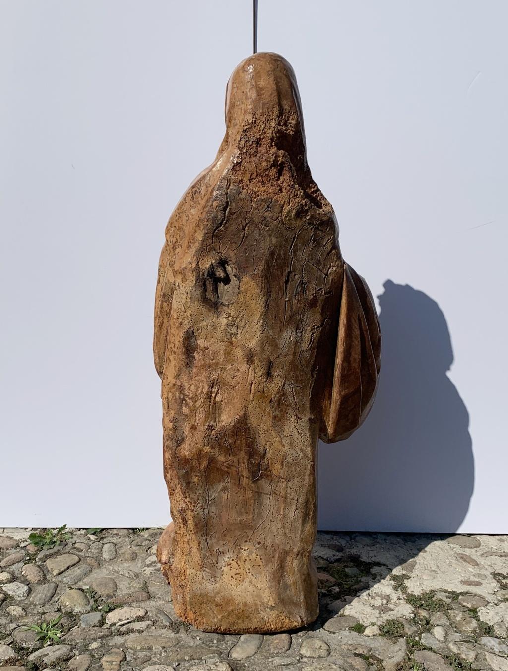 Escultura italiana de madera tallada del siglo XVI - San Roberto - Dorado Pintado en venta 11