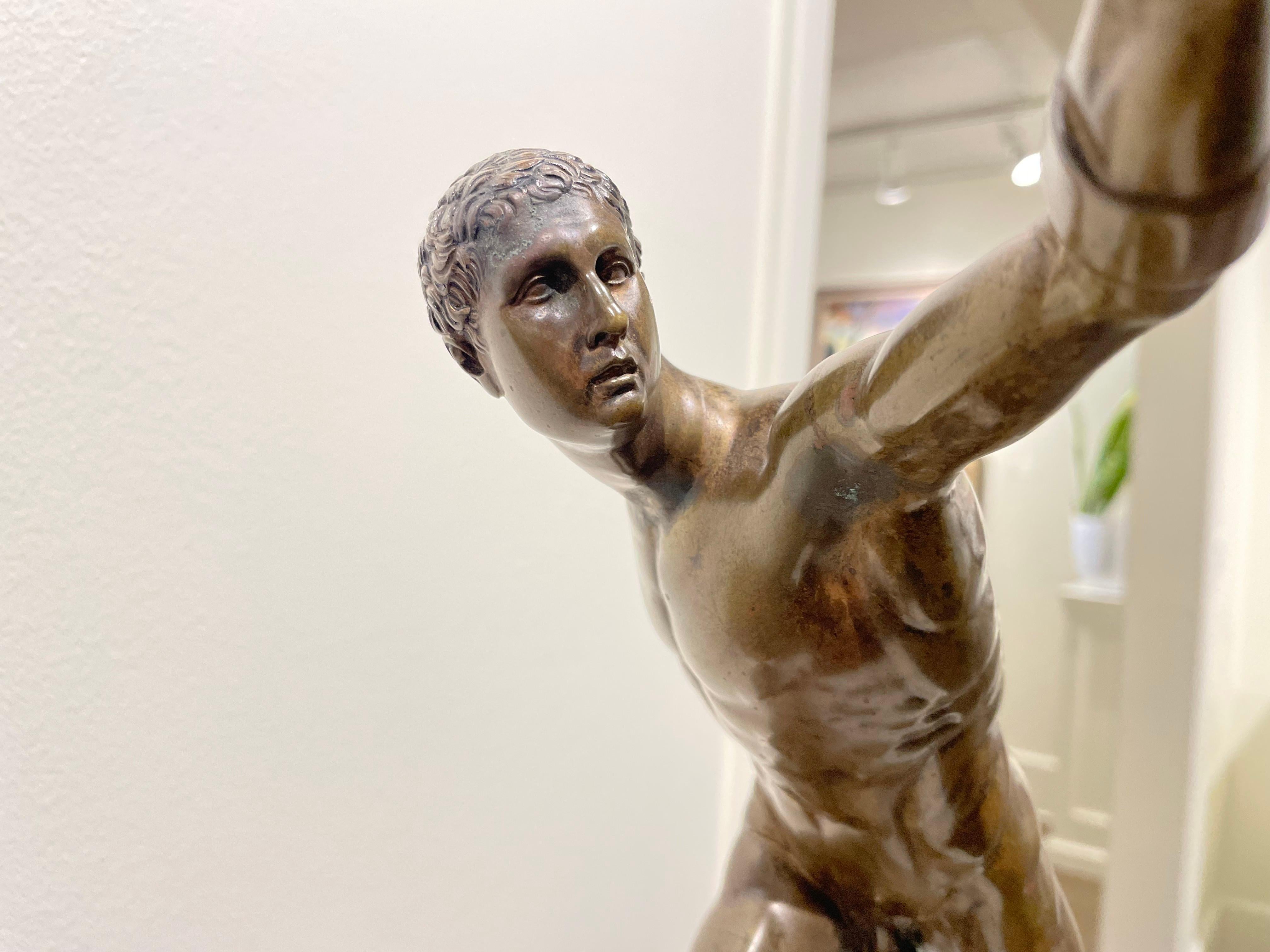 Bronzeskulptur des Gladiators von Borghese aus dem 19. im Angebot 7