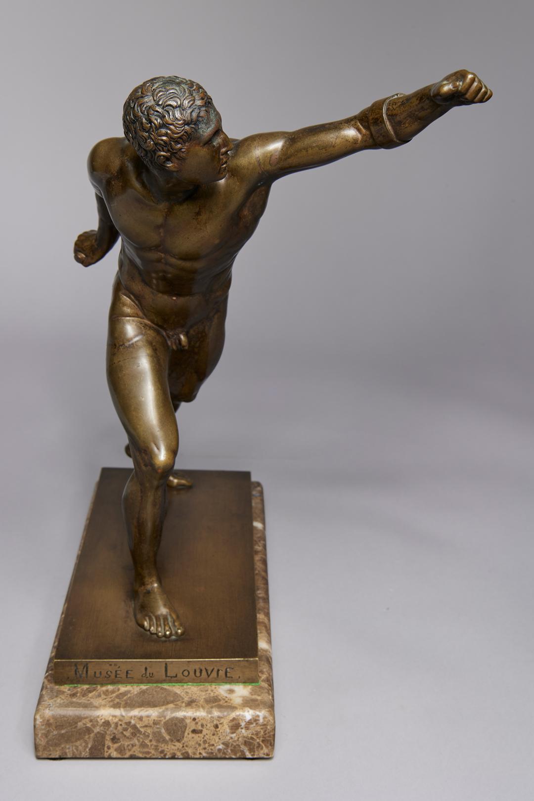 Der Gladiator von Borghese, 19. Jahrhundert
Bronze auf Marmorsockel
Musée du Louvre signiert auf Sockel
15 x 12 x 8 Zoll

Seit seiner Entdeckung im frühen siebzehnten Jahrhundert wurde der Borghese-Gladiator als ästhetisches Modell des männlichen
