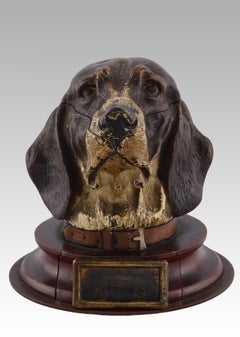 19th Century cold painted Vienna bronze hound inkwell sculpture