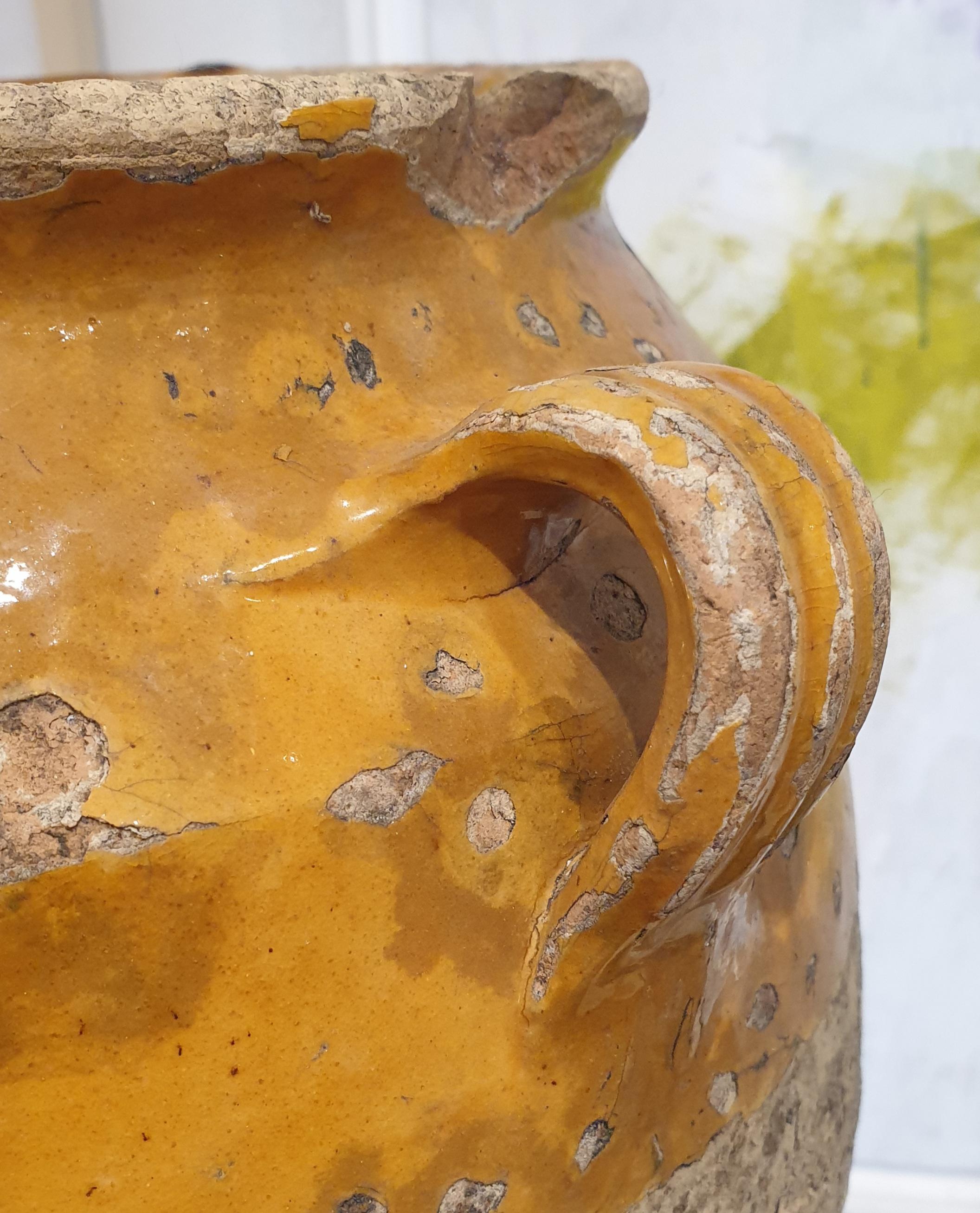19th Century Honey Glazed Provençal Confit Jar. 4
