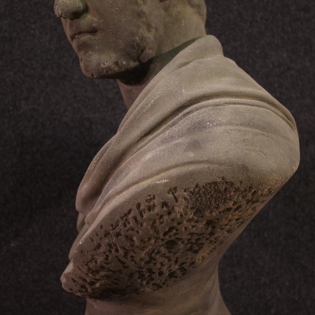 escultura italiana de medio busto de cemento del siglo XX Emperador Caracalla, 1960 en venta 6