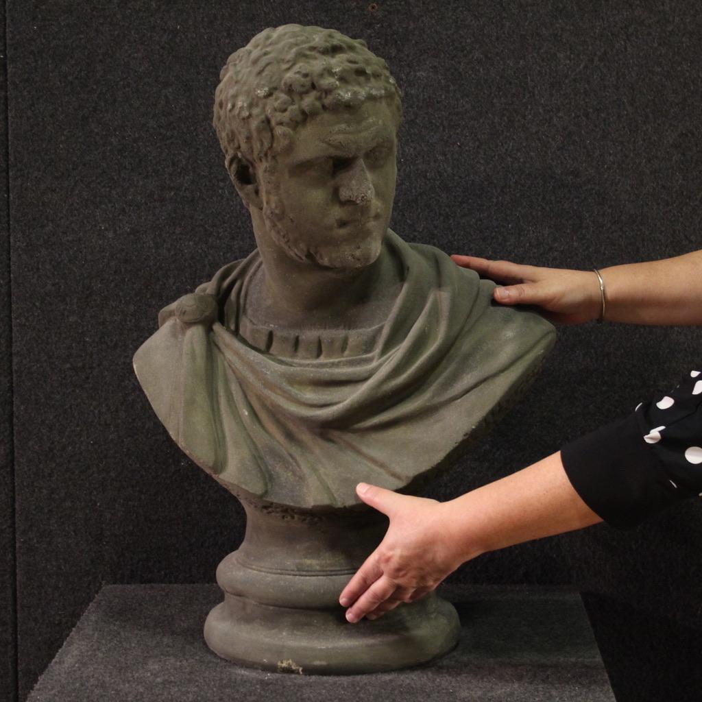 escultura italiana de medio busto de cemento del siglo XX Emperador Caracalla, 1960 - Sculpture de Unknown