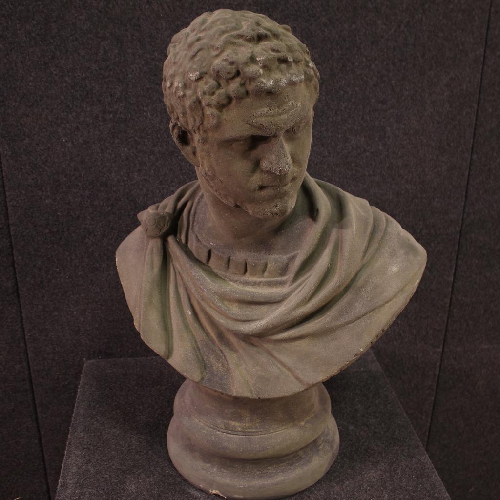 escultura italiana de medio busto de cemento del siglo XX Emperador Caracalla, 1960 en venta 3