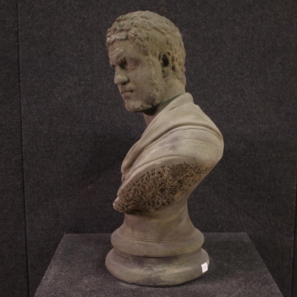 escultura italiana de medio busto de cemento del siglo XX Emperador Caracalla, 1960 en venta 5