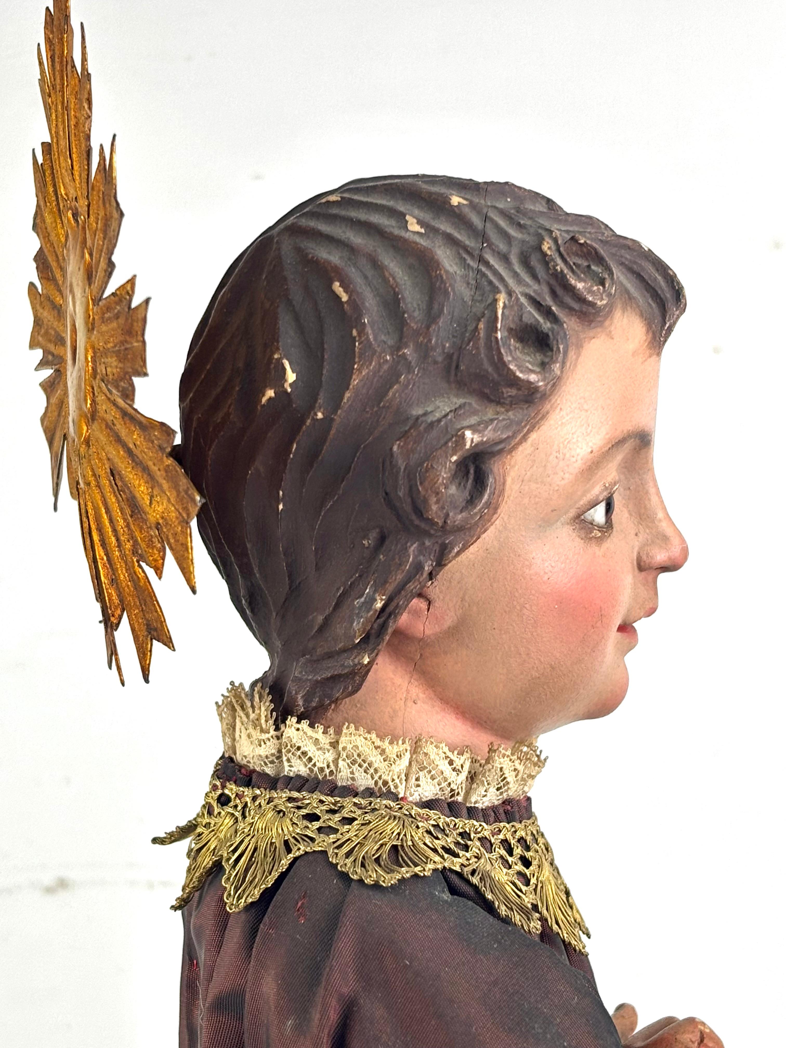 Bambino in legno policromo spagnolo del IX secolo 'Niño Jesús de la Bola'. in vendita 6