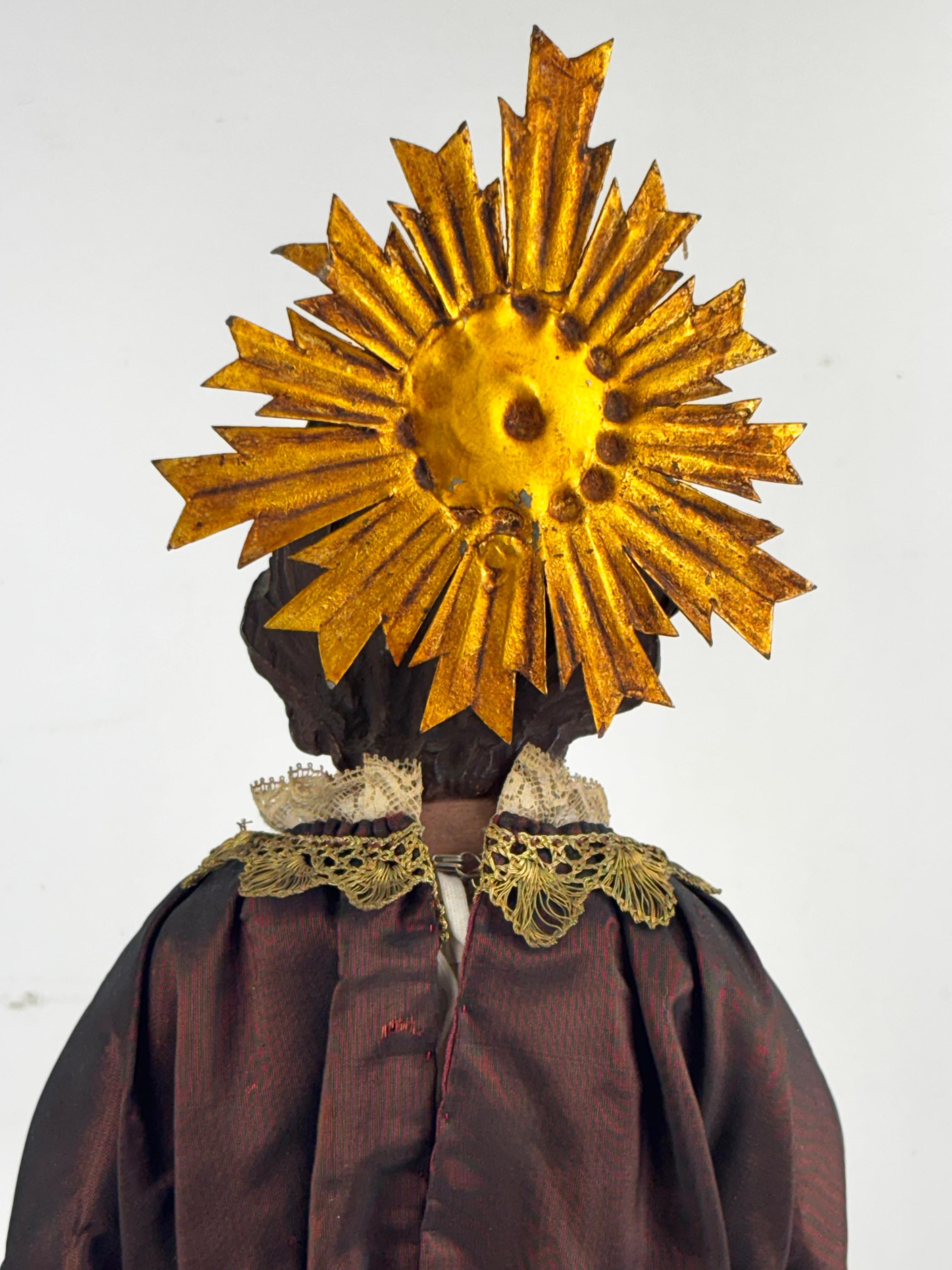 Bambino in legno policromo spagnolo del IX secolo 'Niño Jesús de la Bola'. in vendita 14