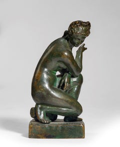A Grand Tour bronze model of 'Crouching Venus', After the Antique