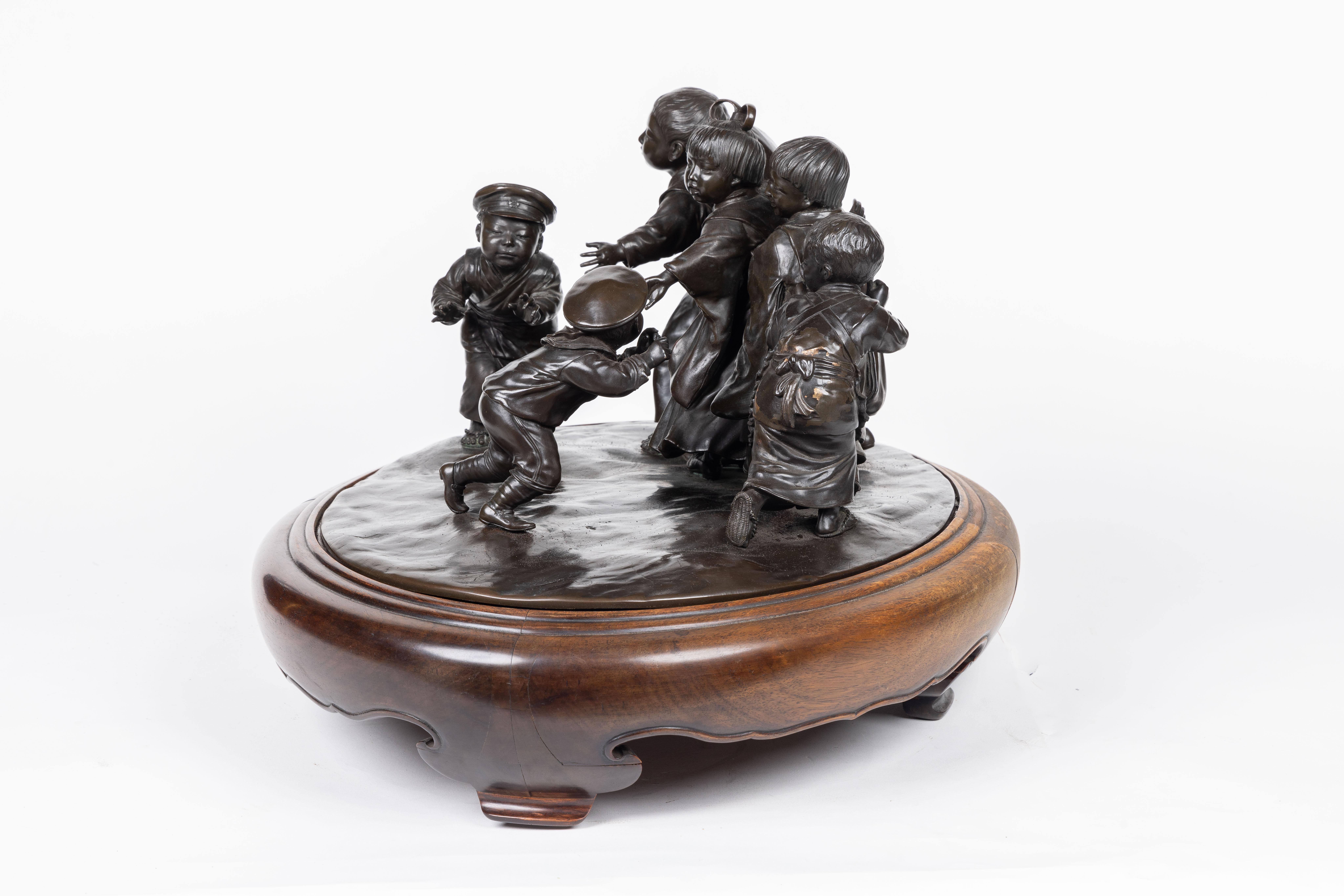 Escultura japonesa de bronce de la Escuela de Tokio del Periodo Meiji, grande y excepcional en venta 1