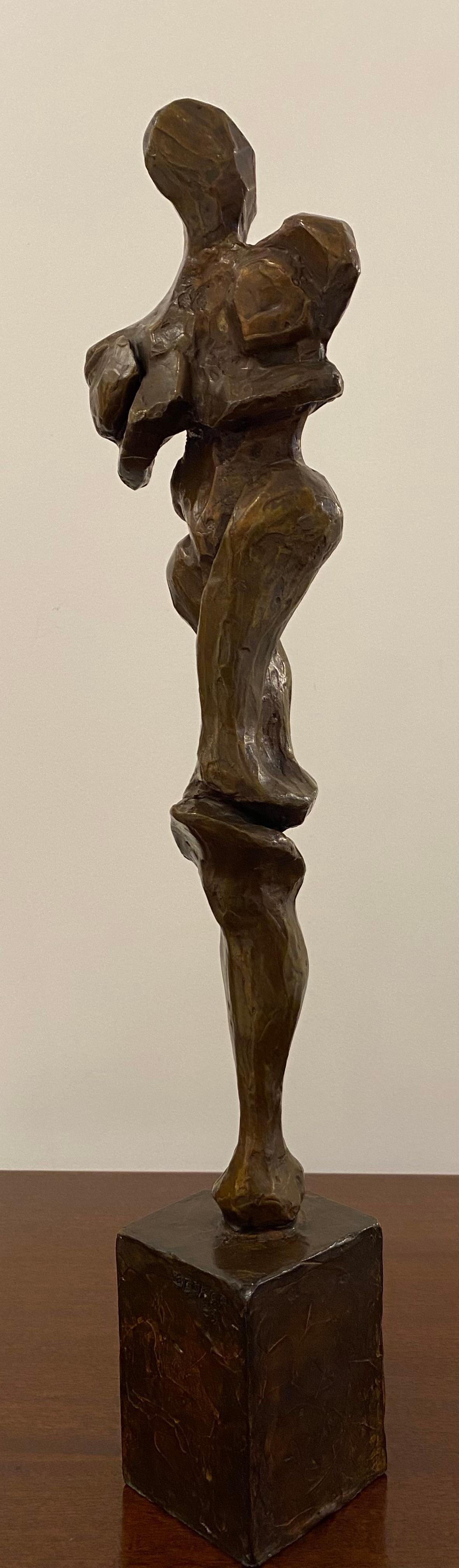 Figure abstraite en bronze de Sanford Decker en vente 4