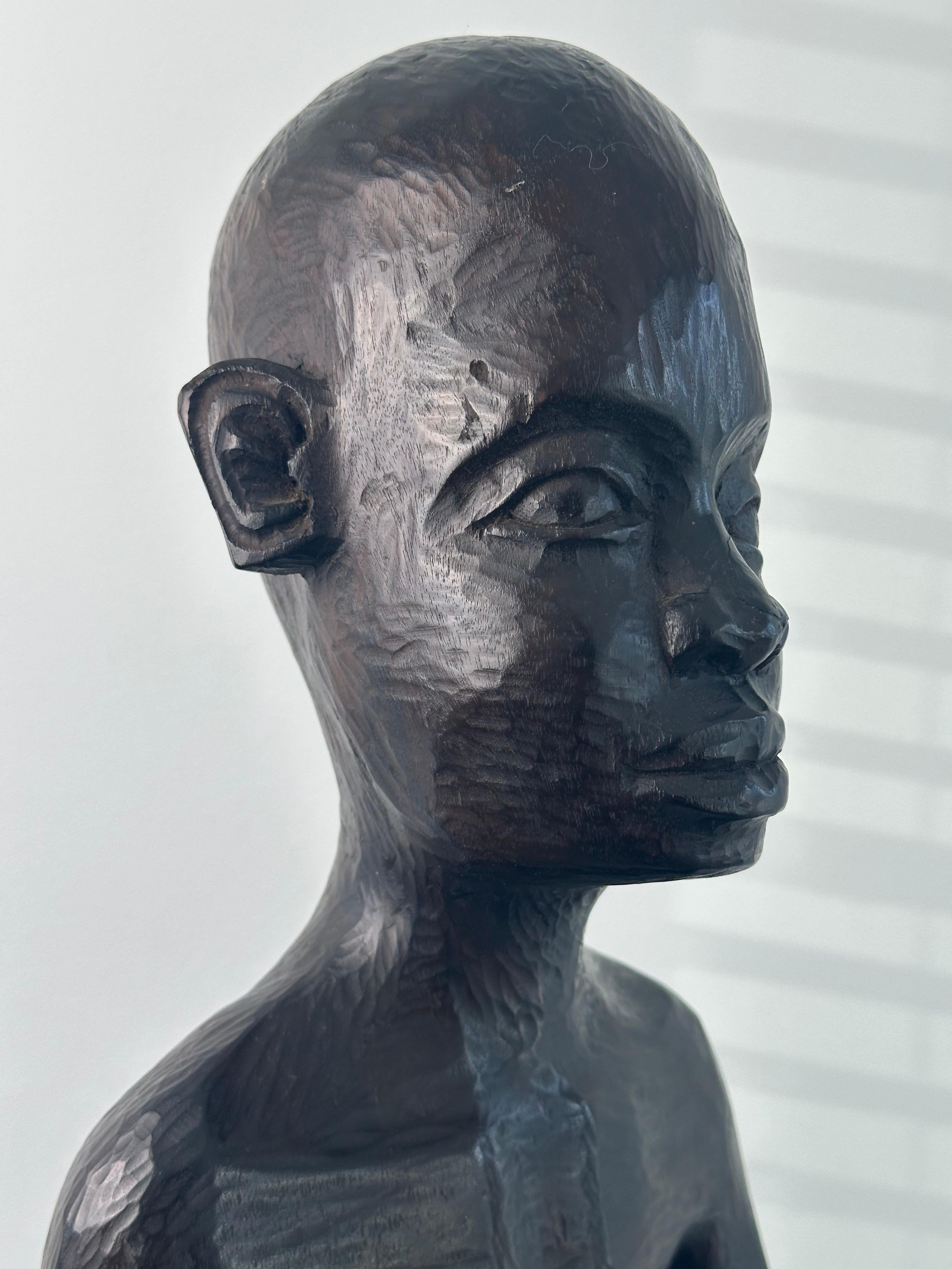 Garçon africain - Réalisme Sculpture par Unknown