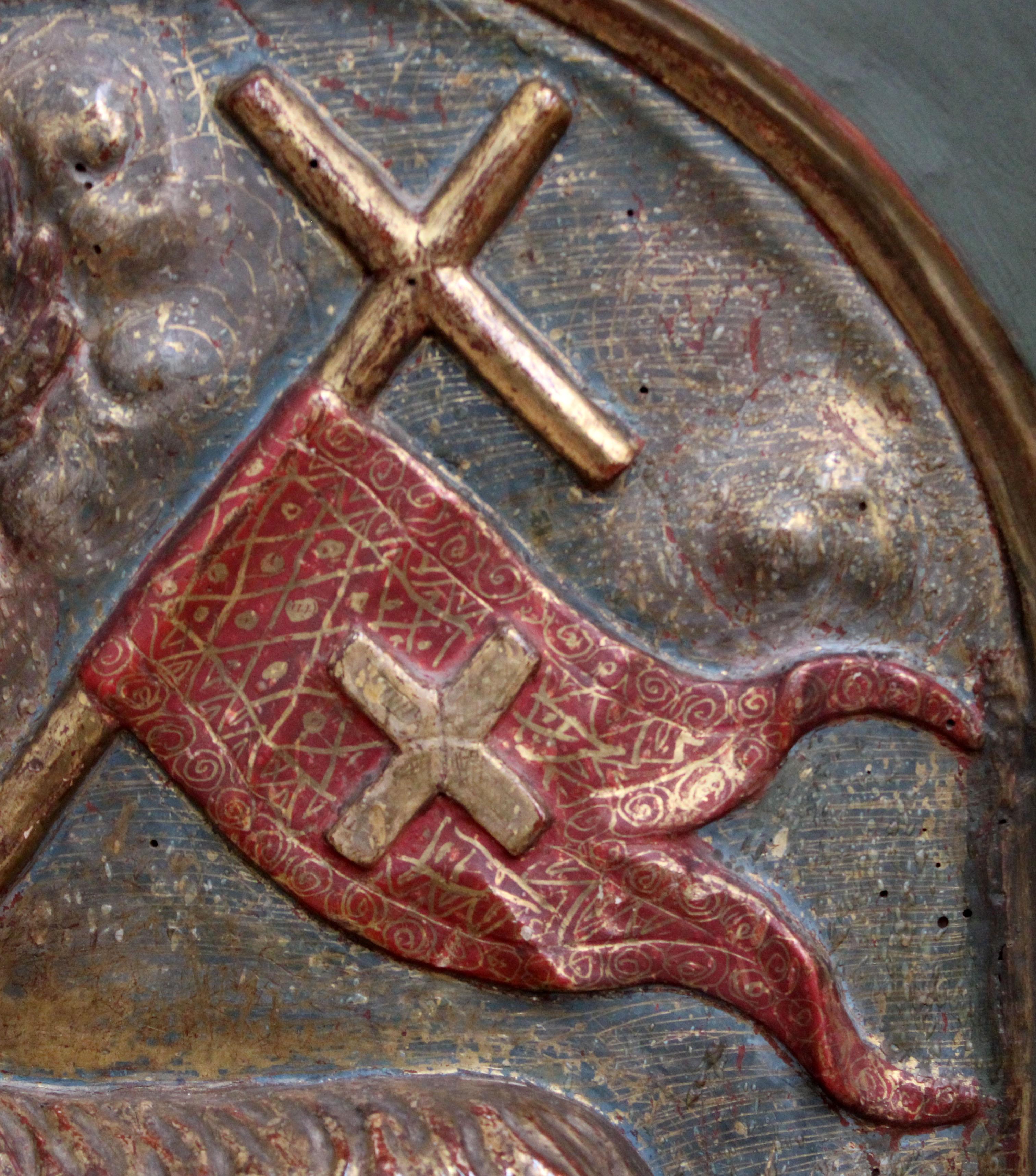 Interessante la porta di sagrario in legno di mora, alta e policromatica del secolo XVI.

A partire dai primi anni del barocco, c'è la rappresentazione dell'agnus dei con l'estandarte.

Possiede delle finissime policromie, è stato presentato con un