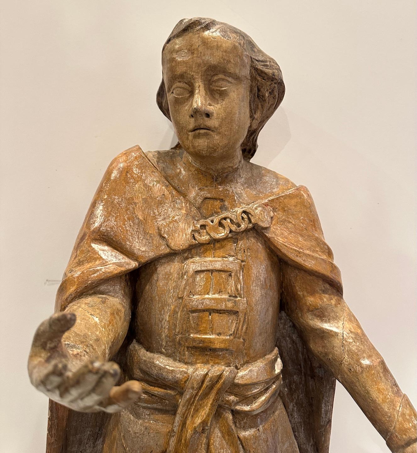 Antica statua di legno intagliato italiano di un uomo in vendita 4