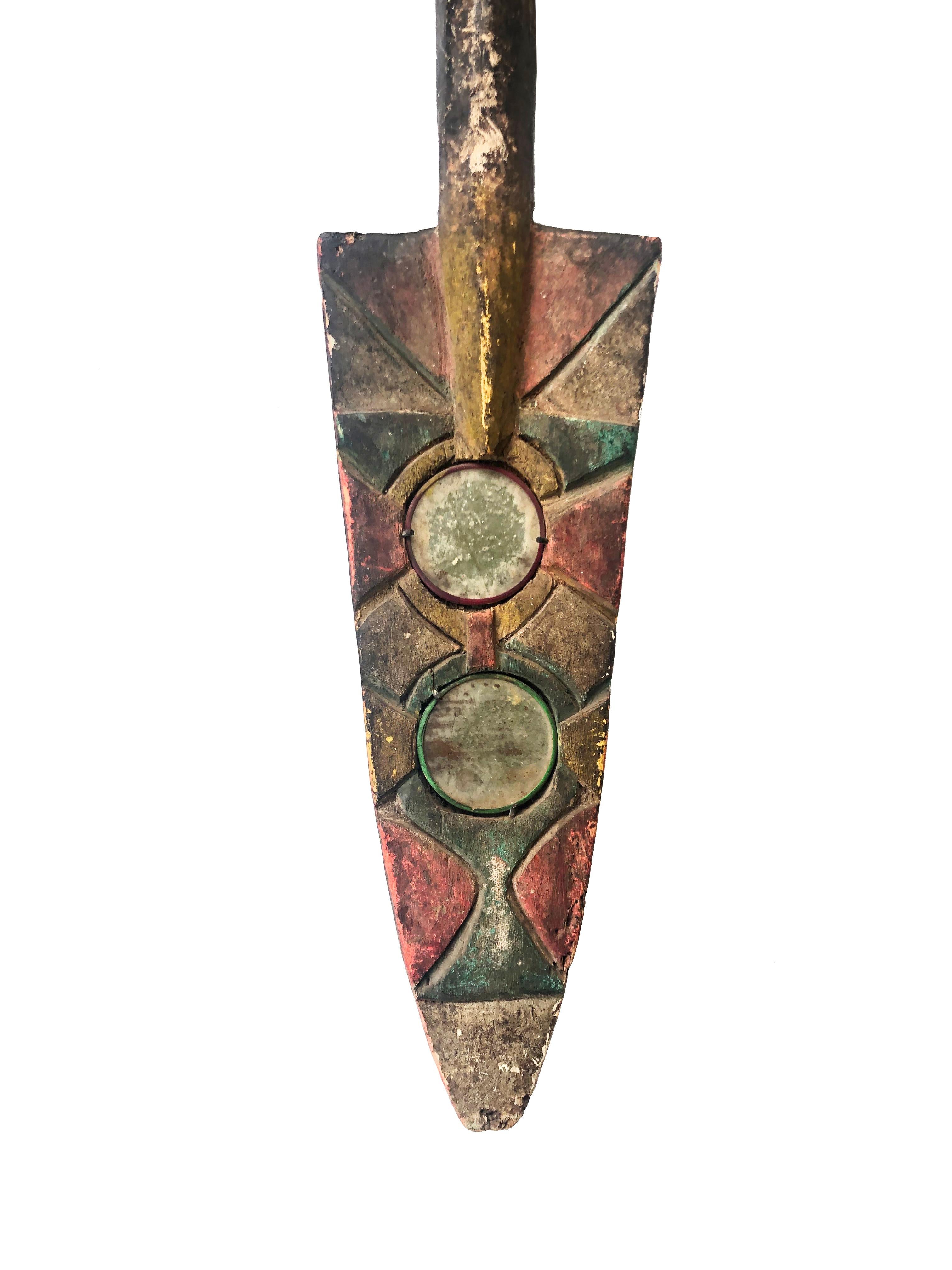 Antigua talla africana policromada en madera de Igbo Nigeria - Figurative Sculpture Marrón de Unknown