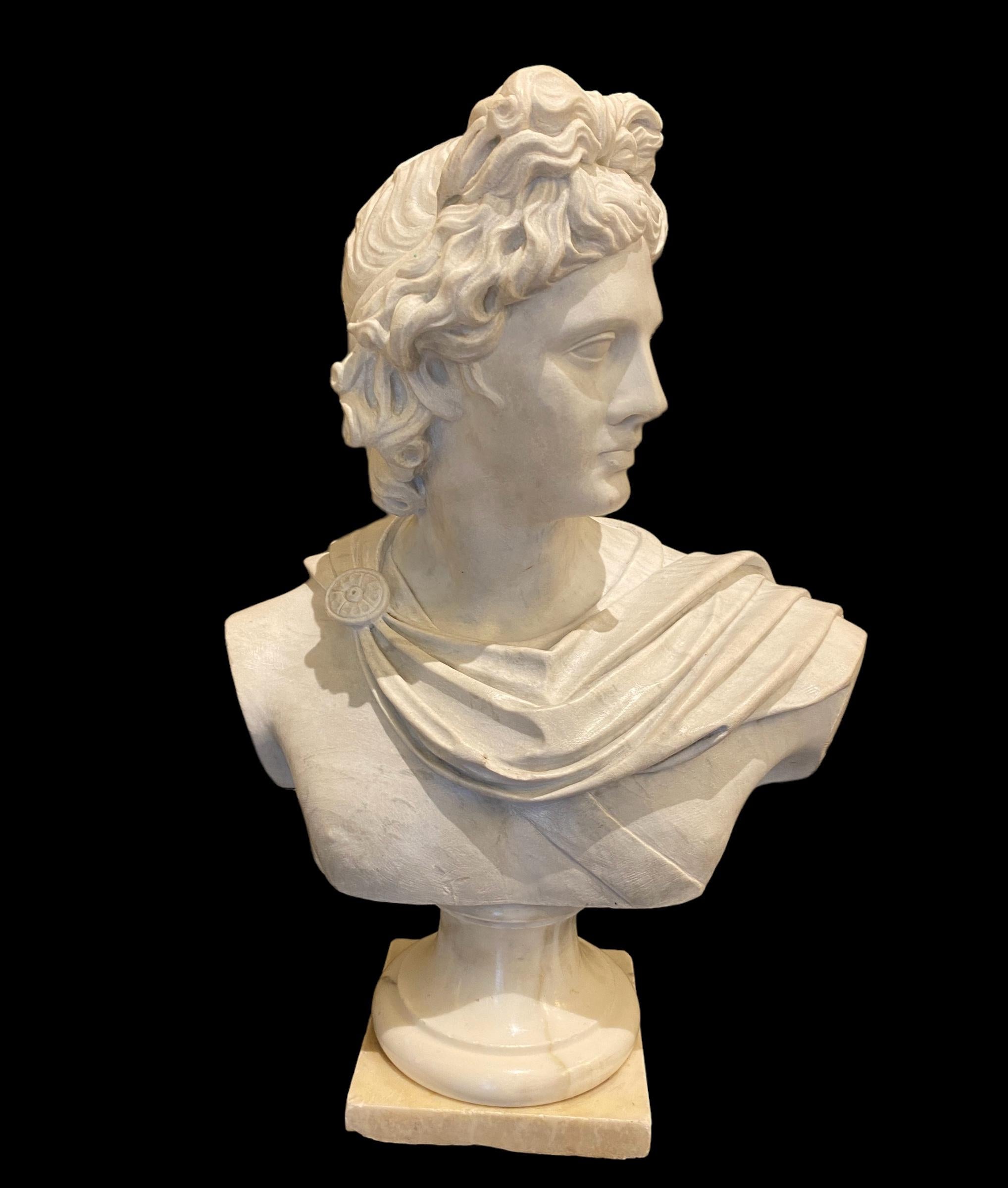 Busto de mármol de Apolo Escultura de Gran Recorrido Tema mitológico 1850' en venta 2