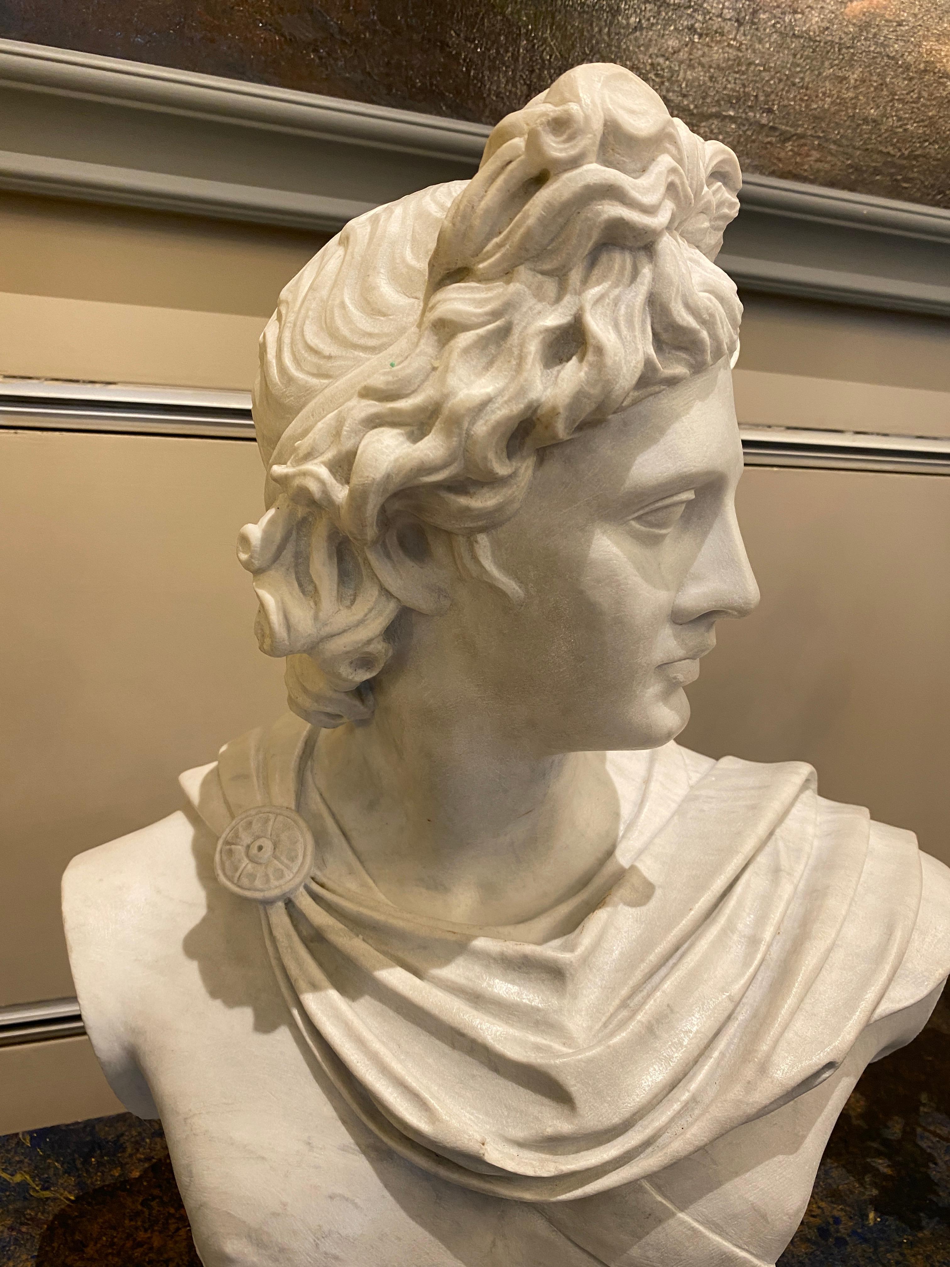 Busto de mármol de Apolo Escultura de Gran Recorrido Tema mitológico 1850' en venta 3