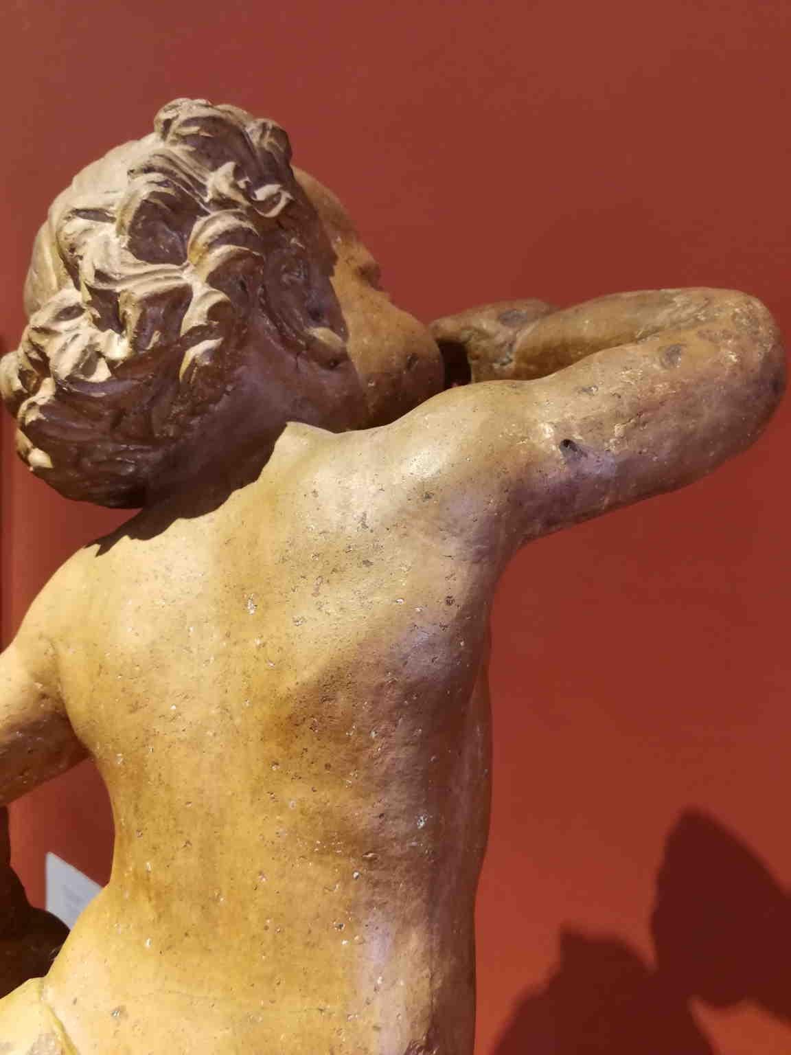 Artista fiorentino del XVII secolo da Verrocchio putto fontana in terracotta For Sale 4