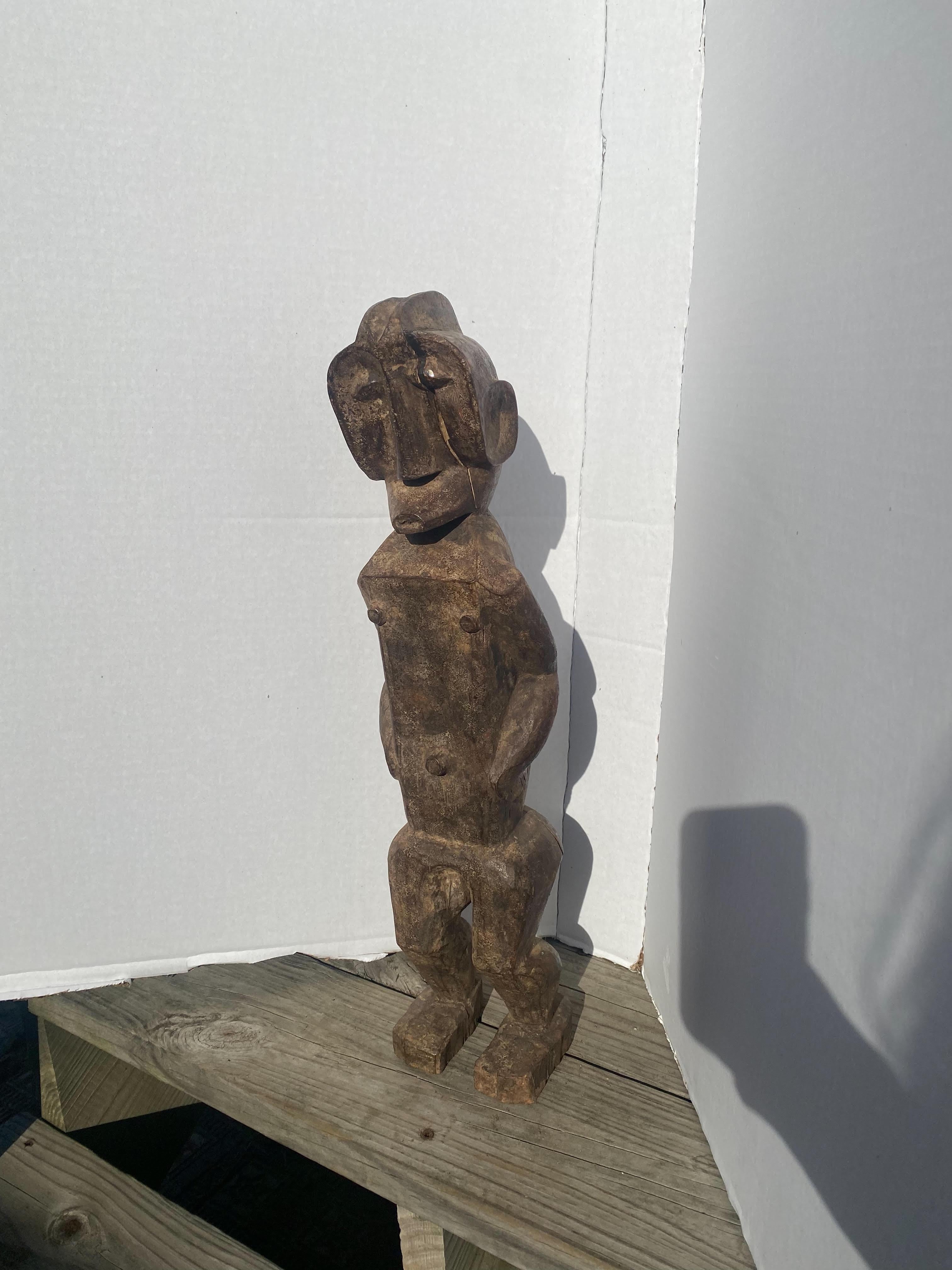 MUMUYE-FIGUR – Sculpture von Unknown