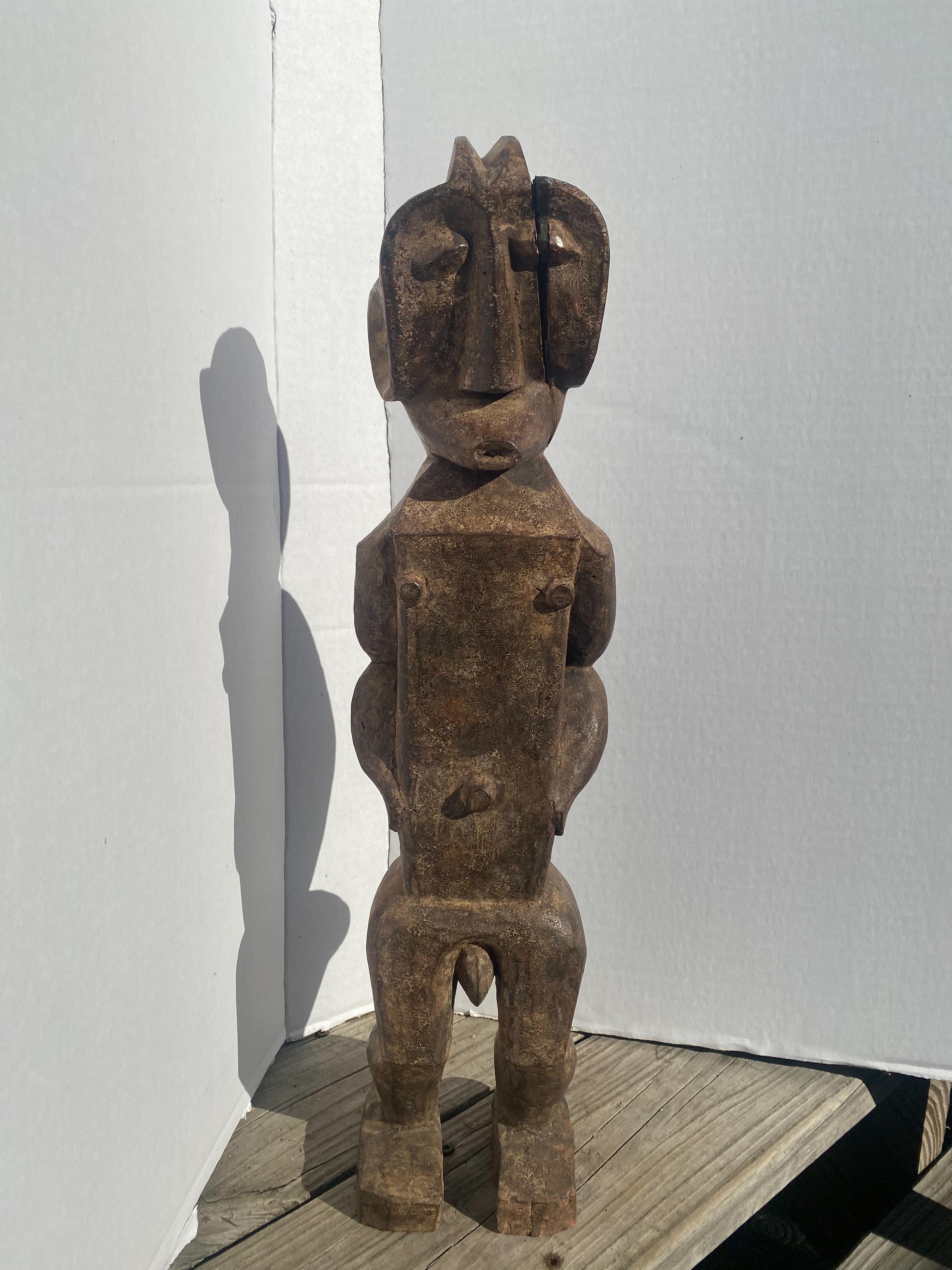 Unknown Figurative Sculpture - MUMUYE FIGURE