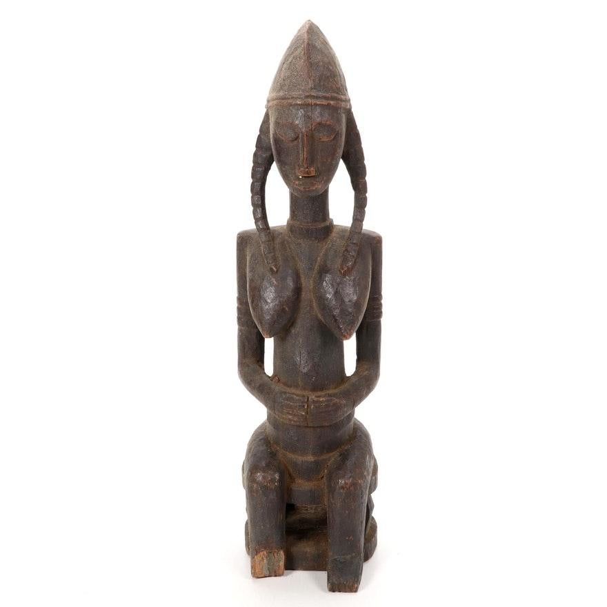 Figurative Sculpture Unknown - BAMANA WOMAN SEATED (Femme amadoue)