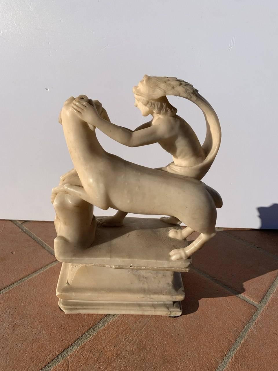 Baroque Roman sculptor - 17th century alabaster sculpture - Hercules and Cretan en venta 12