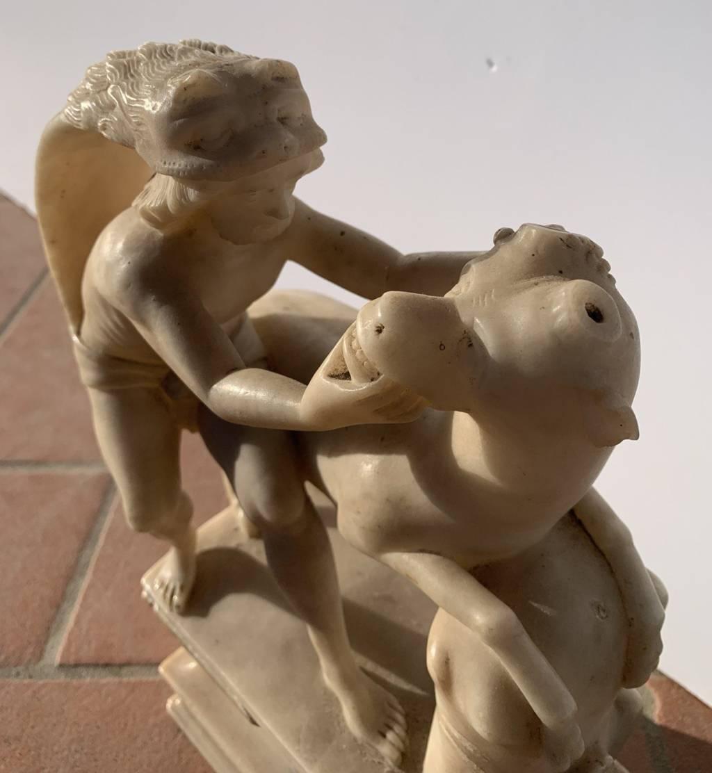 Baroque Roman sculptor - 17th century alabaster sculpture - Hercules and Cretan en venta 4