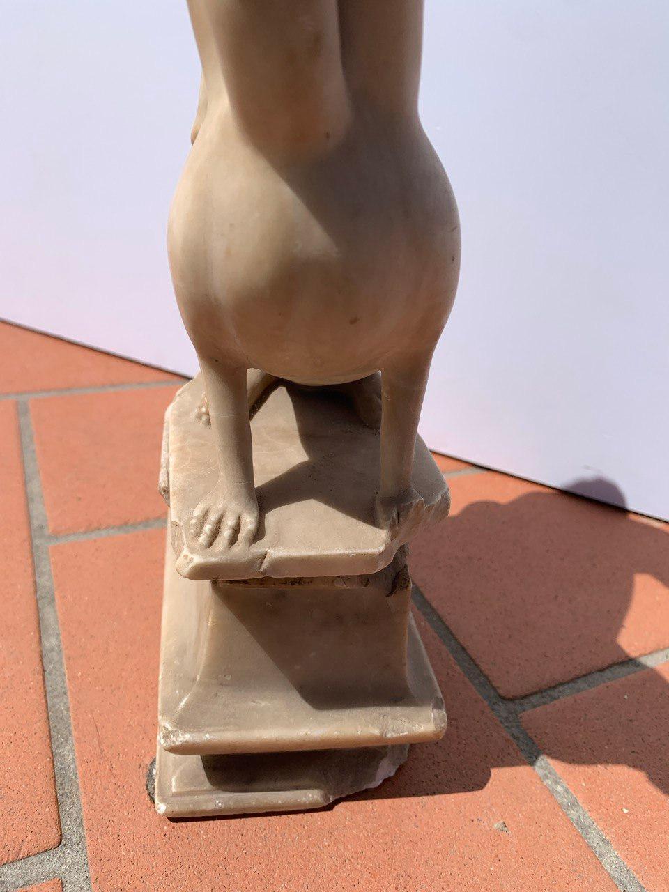 Escultor barroco romano - Escultura de alabastro del siglo XVII - Hércules Cerbero en venta 12