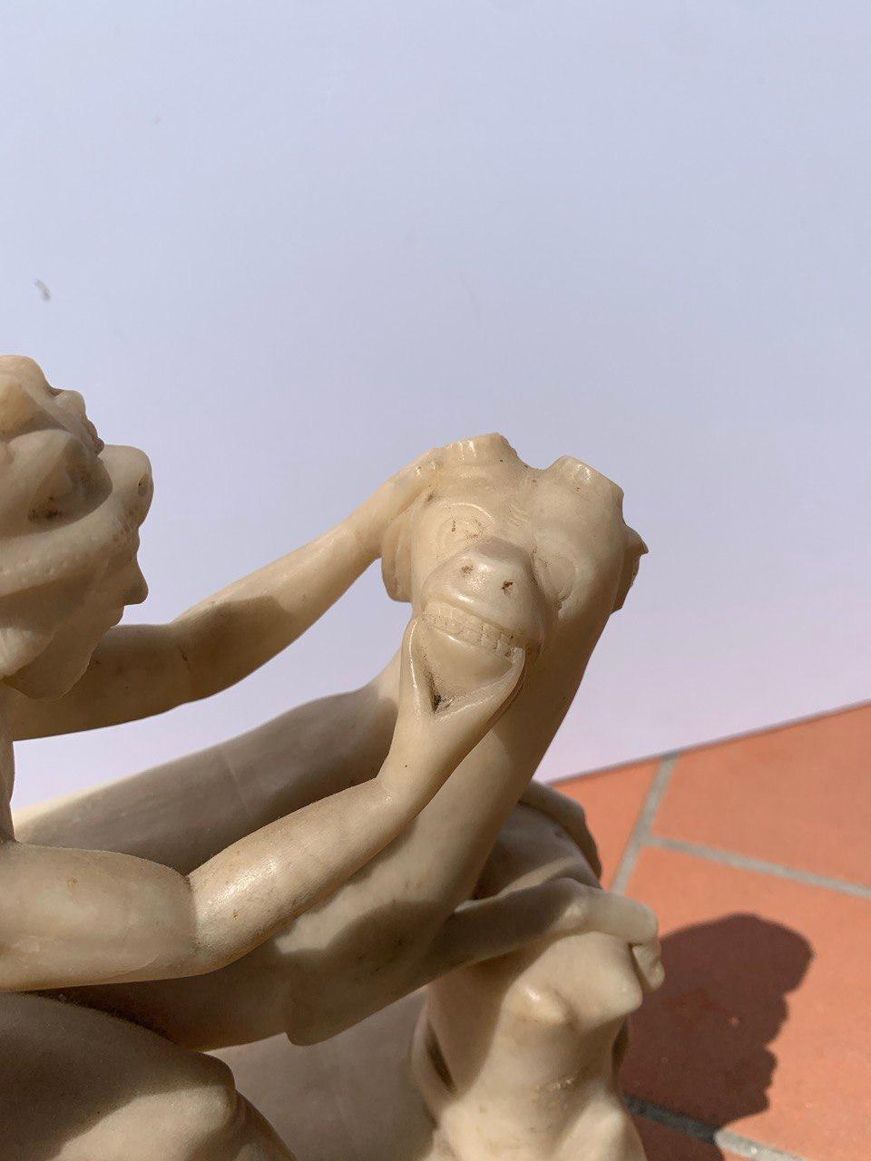 Escultor barroco romano - Escultura de alabastro del siglo XVII - Hércules Toro cretense en venta 6