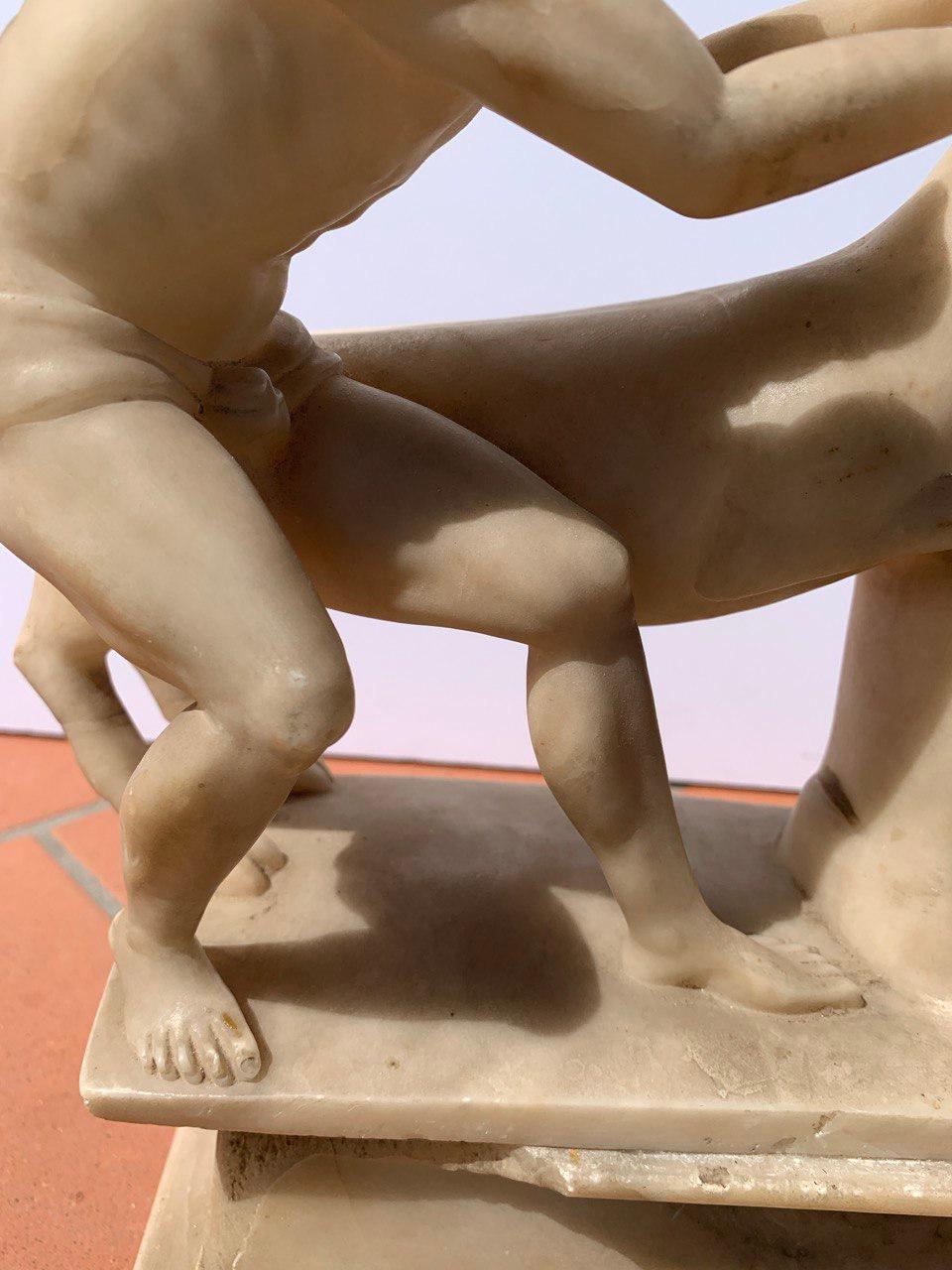 Escultor barroco romano - Escultura de alabastro del siglo XVII - Hércules Toro cretense en venta 7