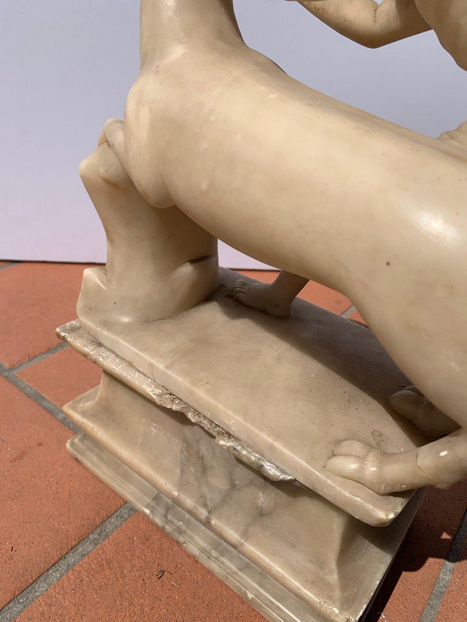 Escultor barroco romano - Escultura de alabastro del siglo XVII - Hércules Toro cretense en venta 11