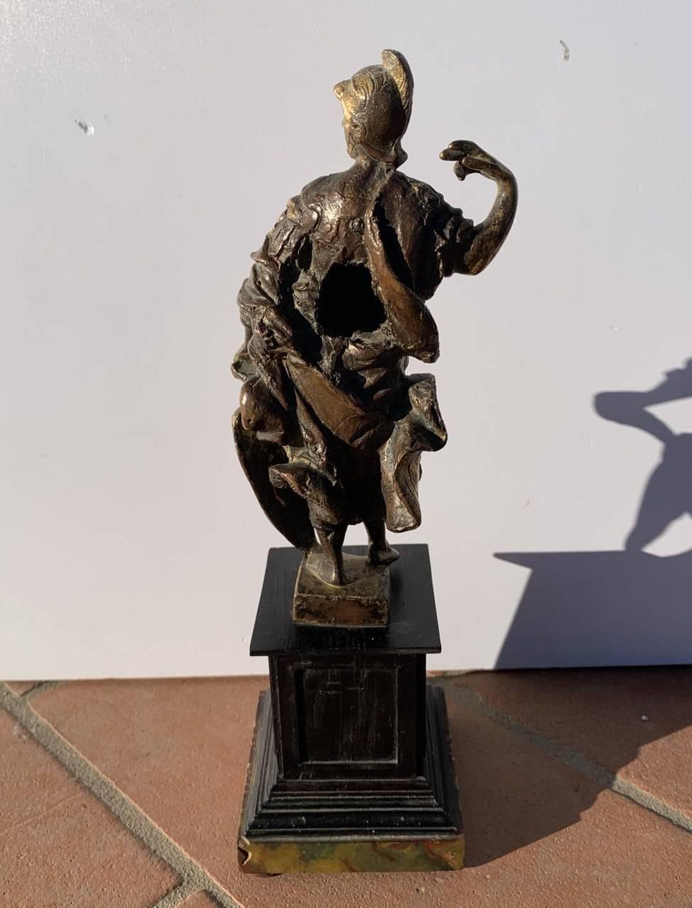 Escultor barroco romano - Bronce del siglo XVII  escultura - Guerrero de Marte en venta 8
