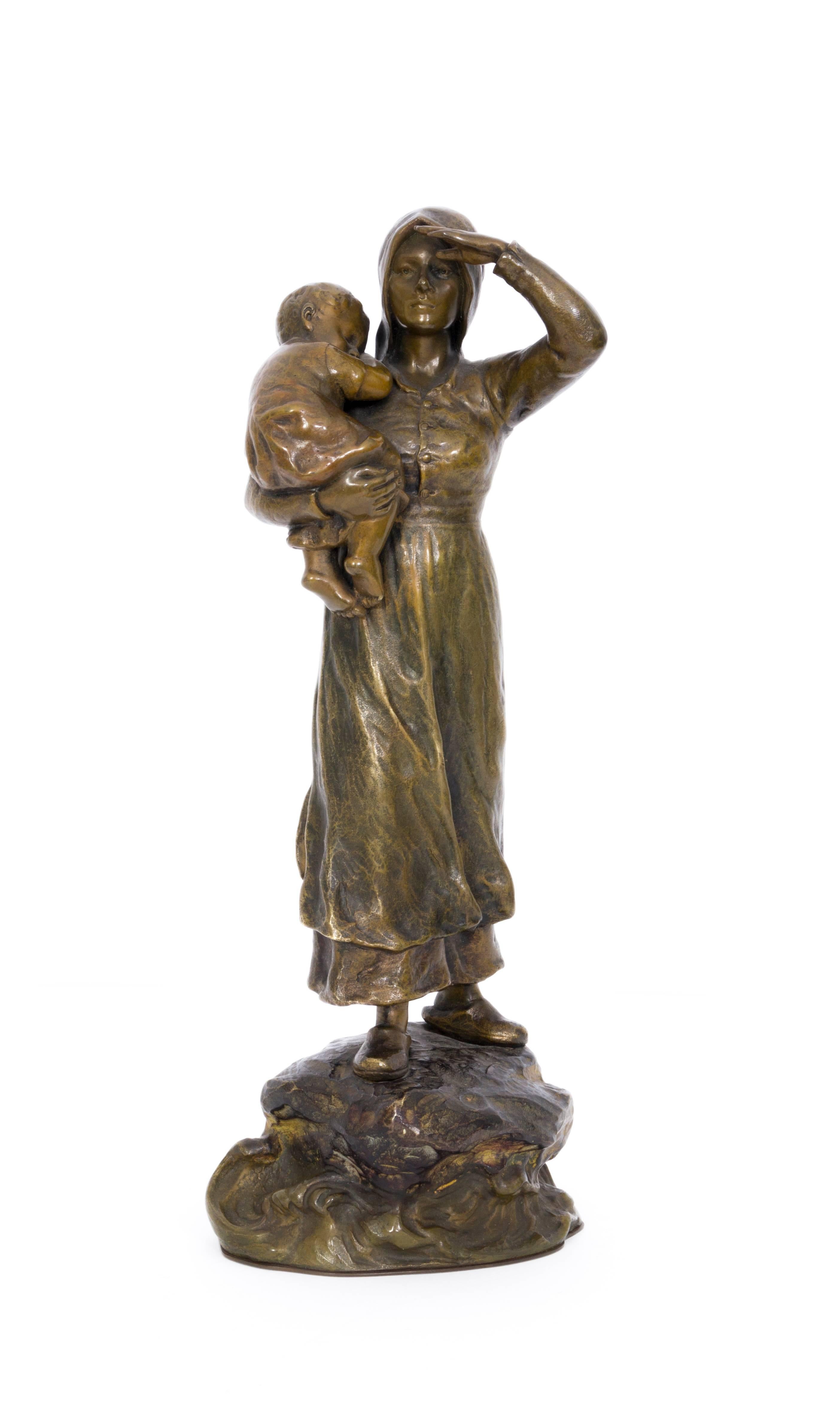 Unknown Figurative Sculpture - Bäuerin mit Kleinkind (Farmwoman with Child) - Bronze, Rural, around 1900