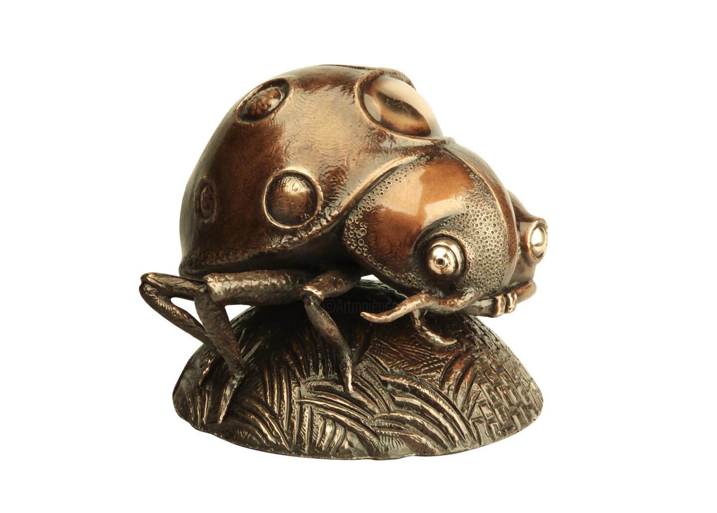 Beetle-beetle, Bronze Sculpture by Volodymyr Mykytenko, 2019 For Sale 1