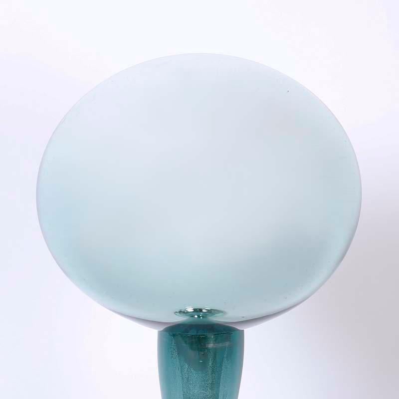 Blaue Quecksilber-Glaskugel (Abstrakt), Sculpture, von Unknown