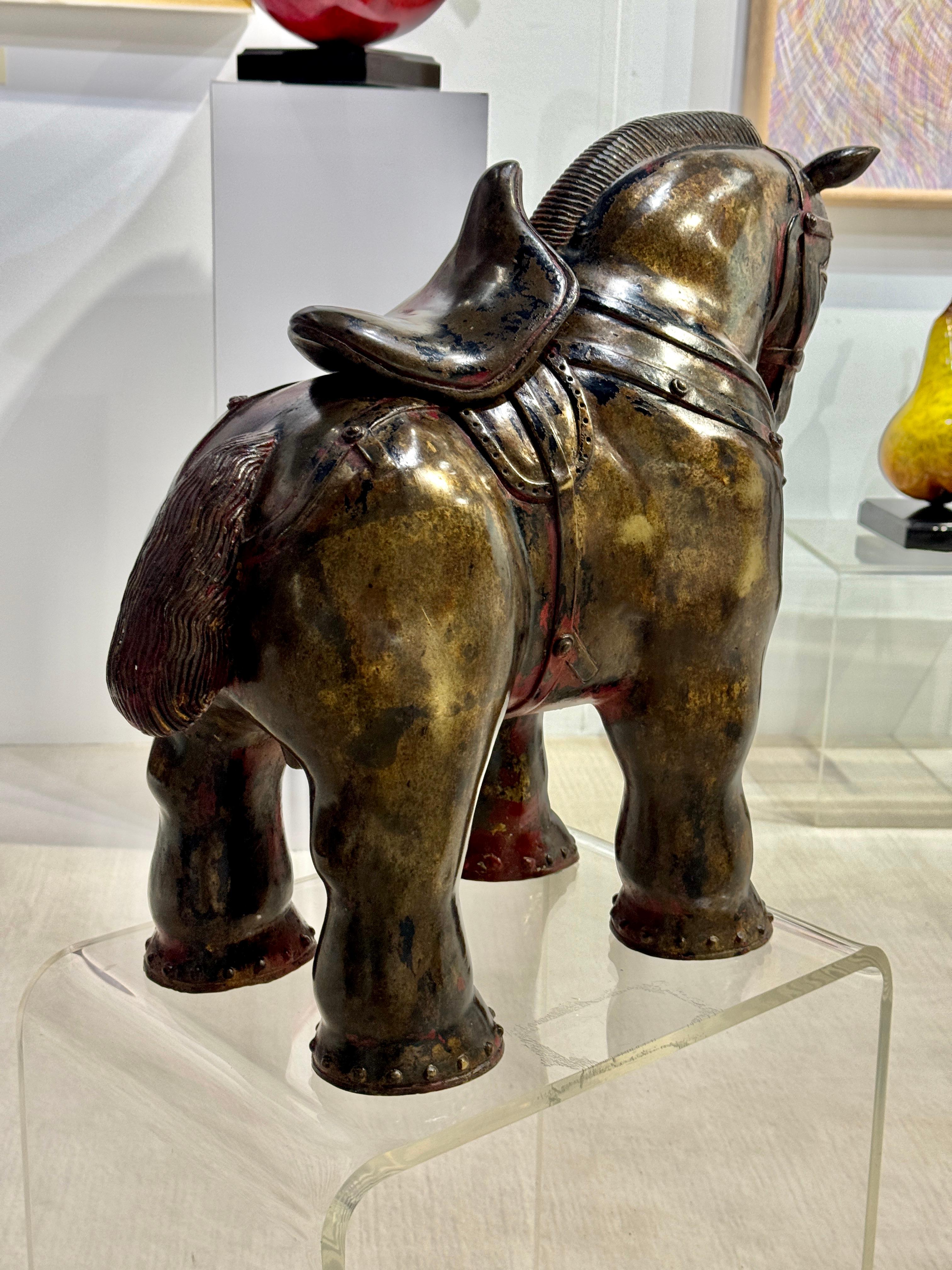 Scultura di cavallo in bronzo in stile Botero in vendita 1