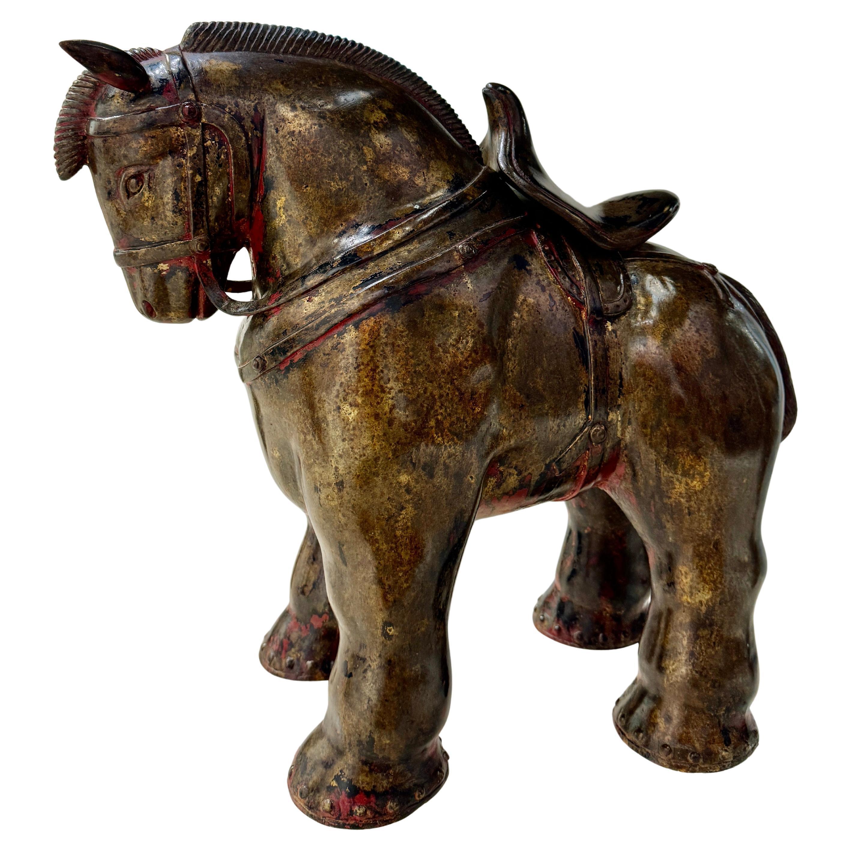 Figurative Sculpture di Unknown - Scultura di cavallo in bronzo in stile Botero
