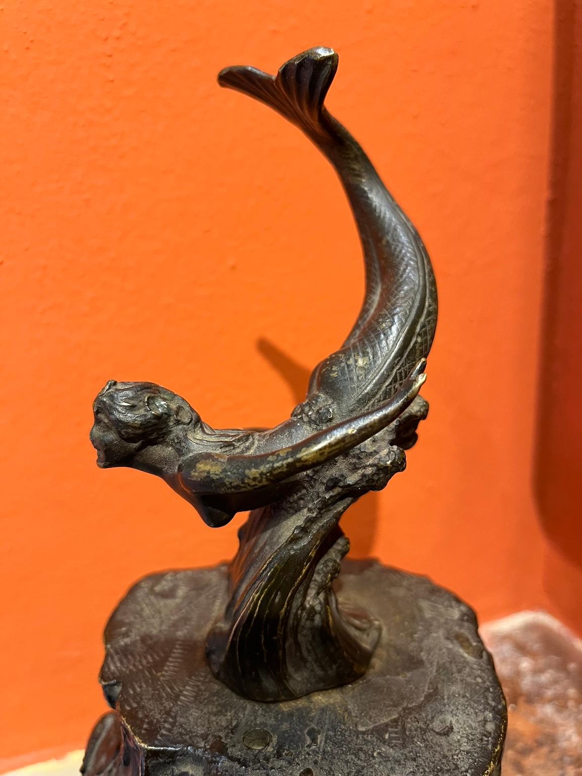 Bronzetto figurativo a tema mitologico letterario dei primi del novecento - Figurative Sculpture Gold di Unknown