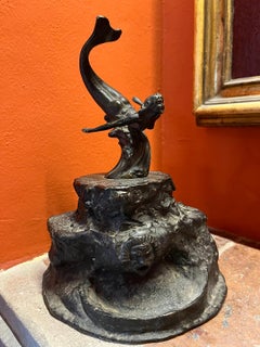 Bronce figurativo de tema mitológico literario de principios del siglo XX