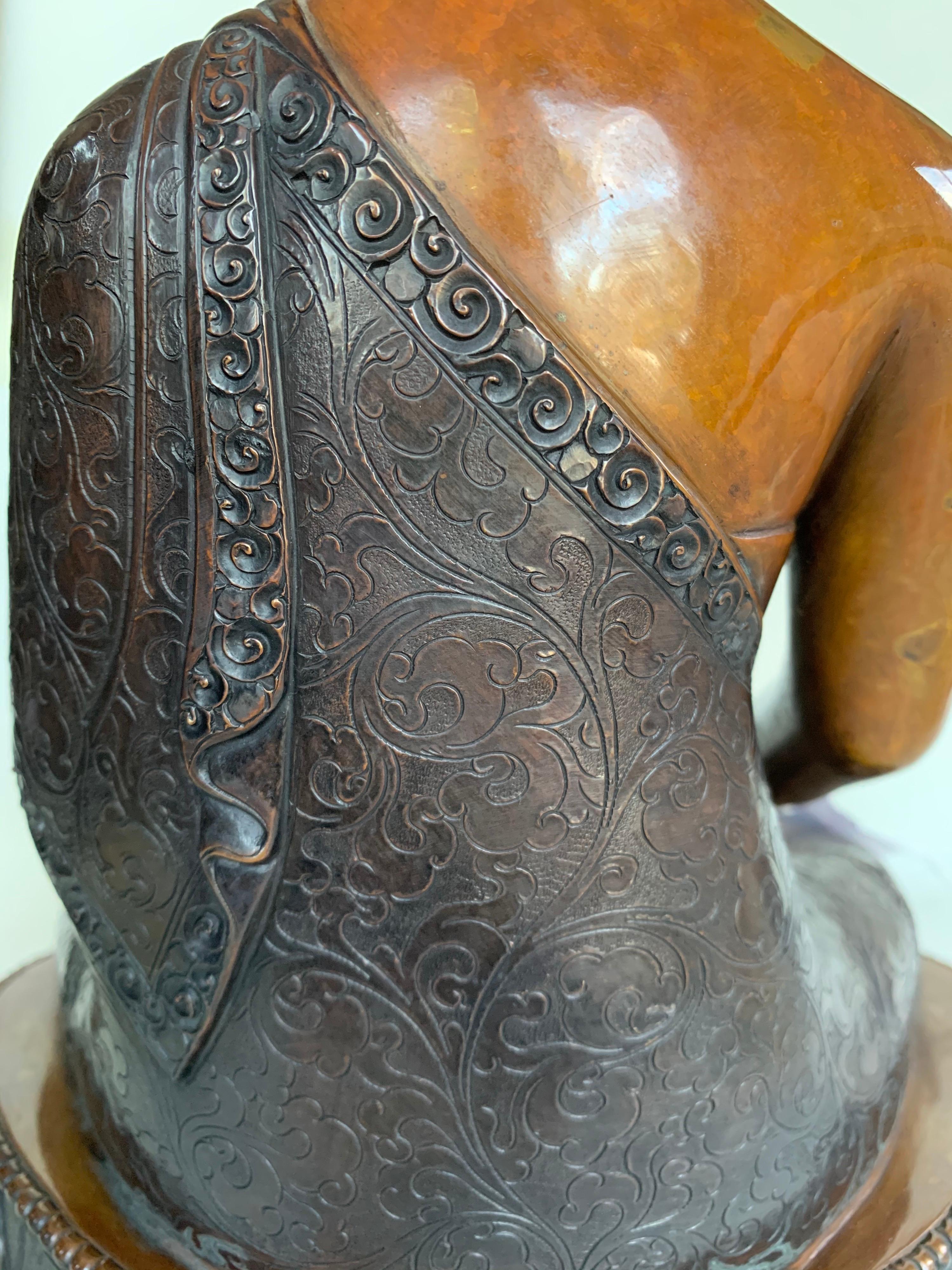 Buddha Statue 12 Inch Handcrafted by Lost Wax Process For Sale 2