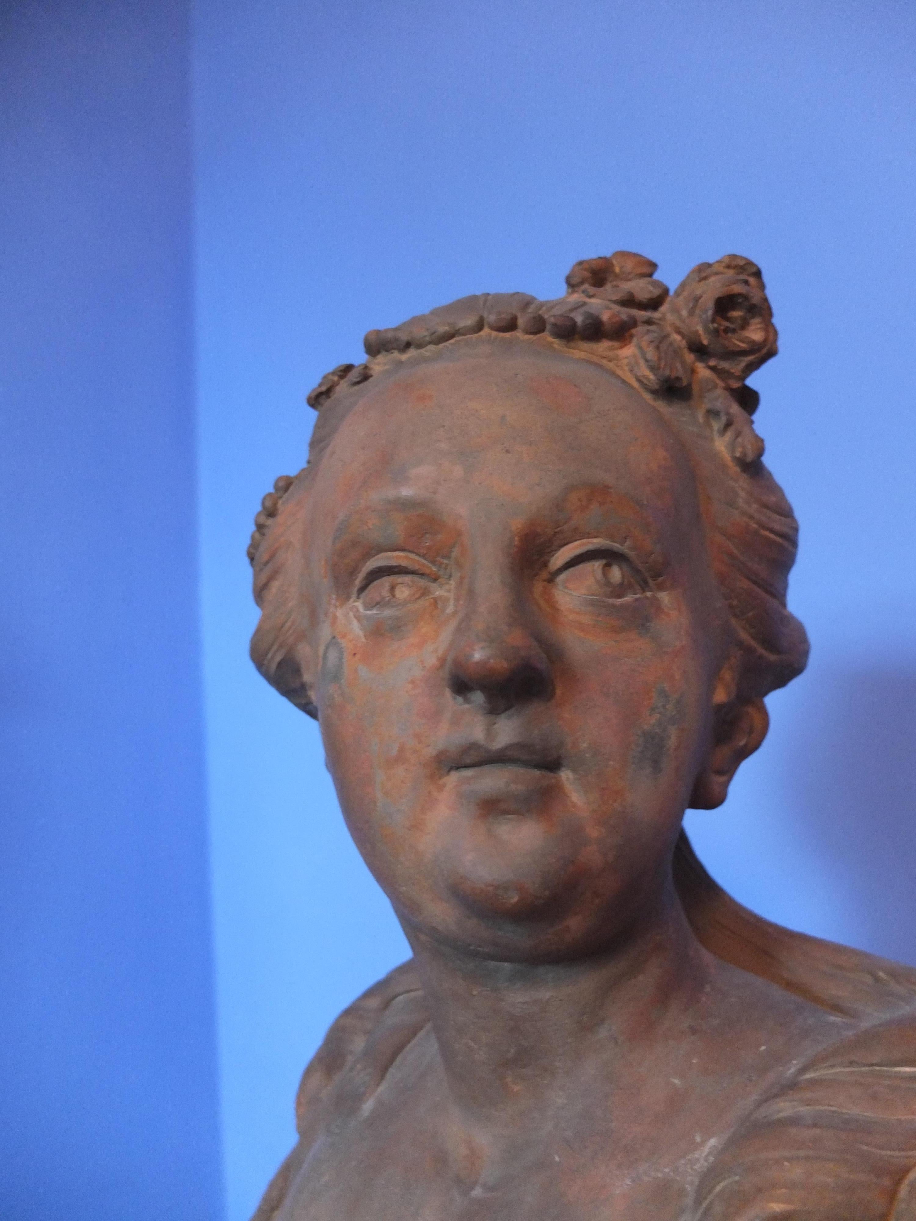 Bust of a Lady, prob Queen Elisabeth Petrowna, Terracotta Sculpture, Baroque Art For Sale 7