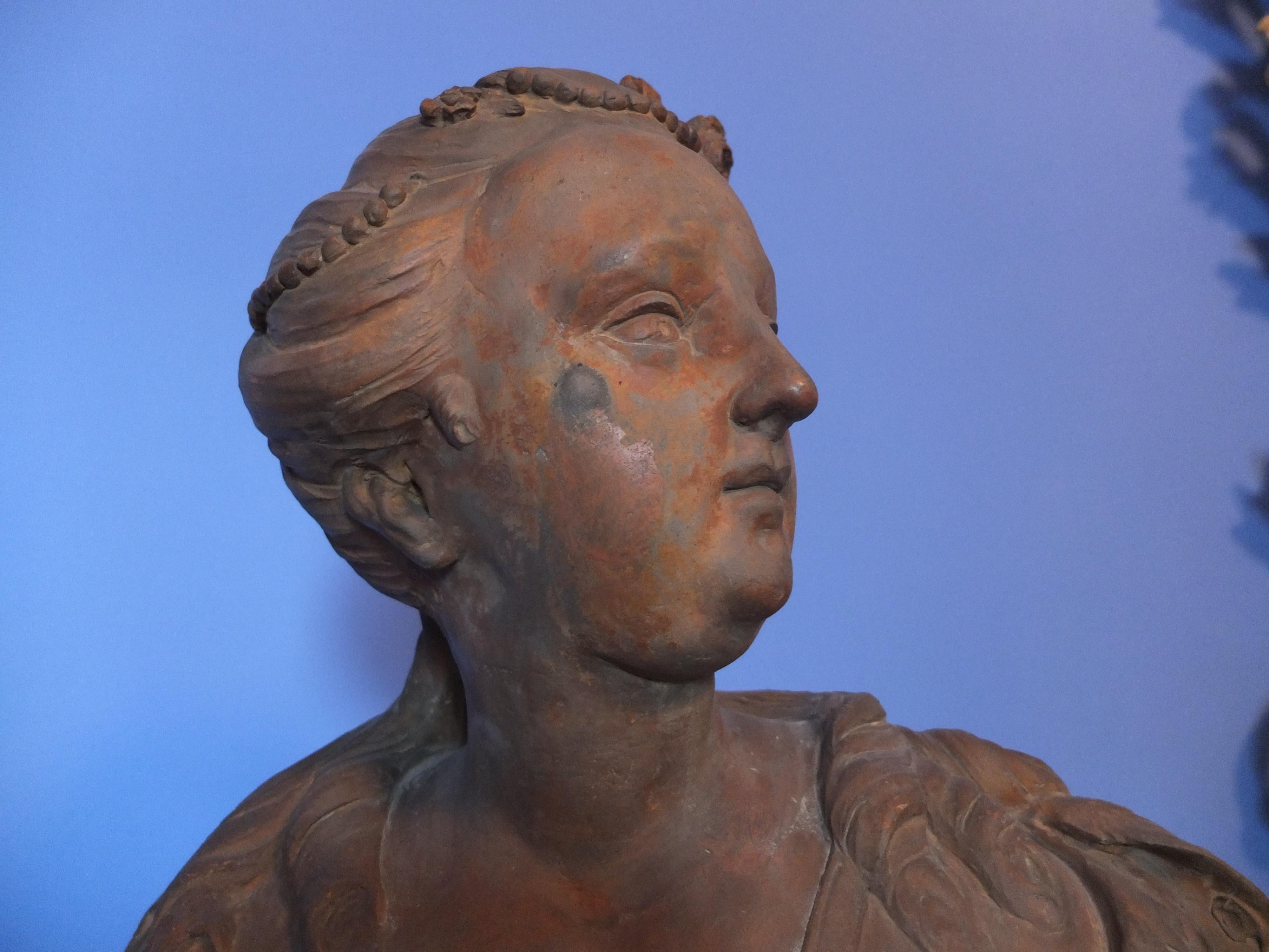 Bust of a Lady, prob Queen Elisabeth Petrowna, Terracotta Sculpture, Baroque Art For Sale 11