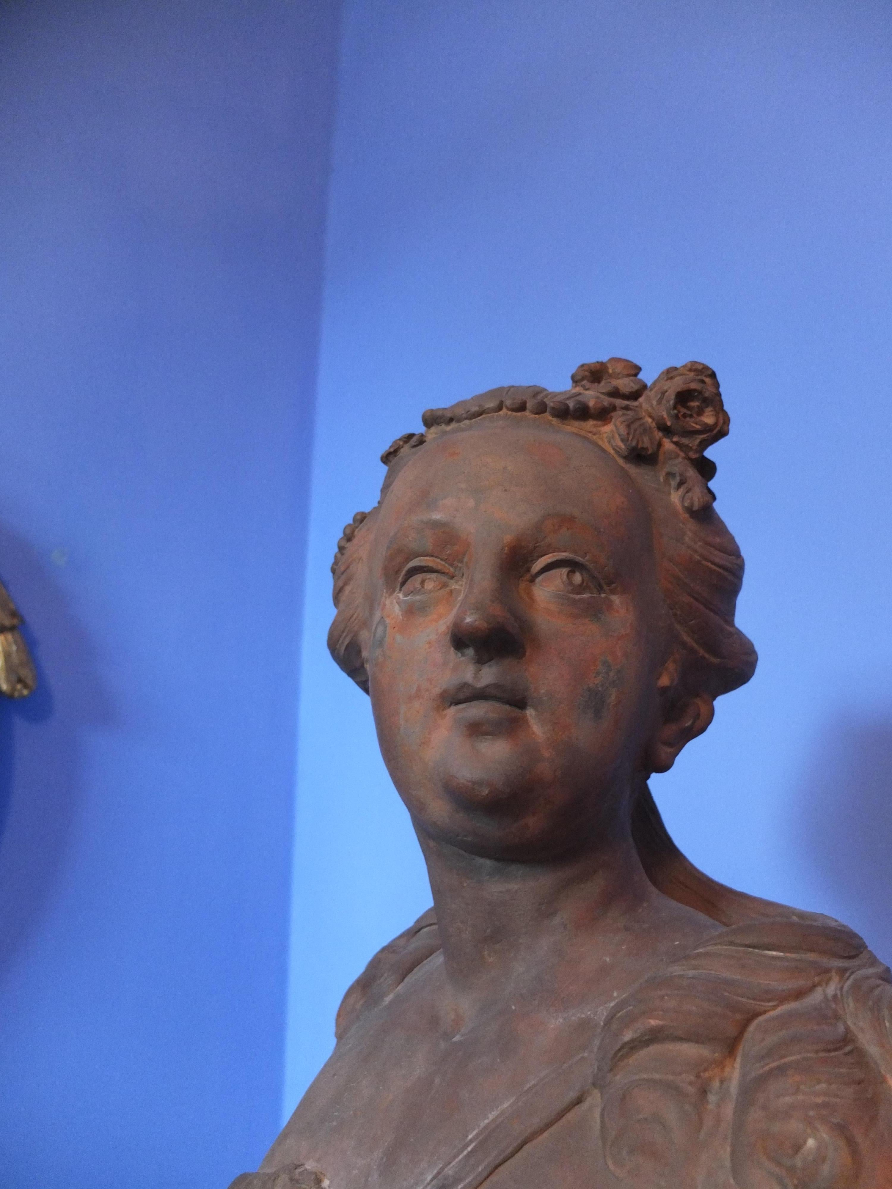 Bust of a Lady, prob Queen Elisabeth Petrowna, Terracotta Sculpture, Baroque Art For Sale 12