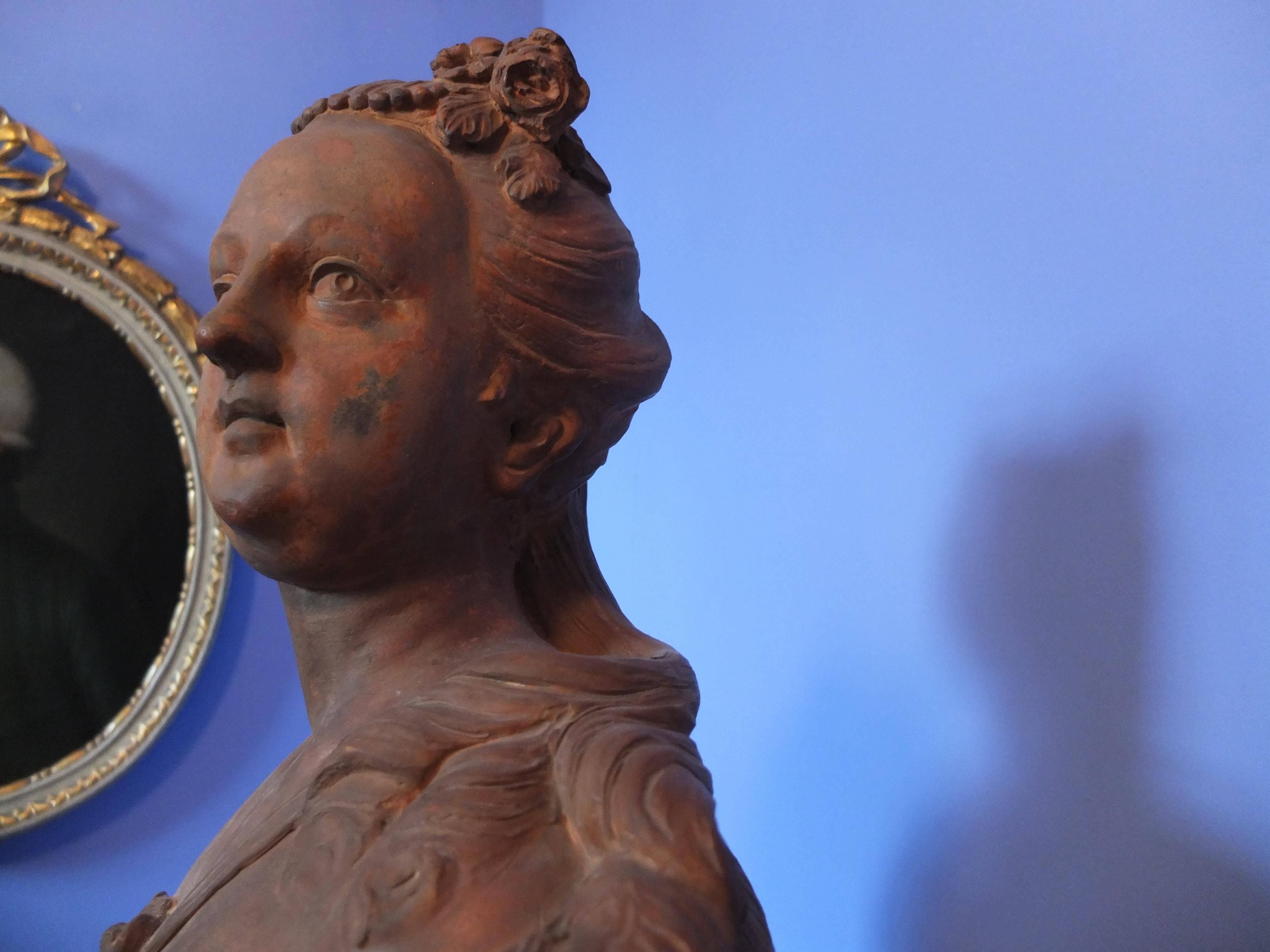 Bust of a Lady, prob Queen Elisabeth Petrowna, Terracotta Sculpture, Baroque Art For Sale 13