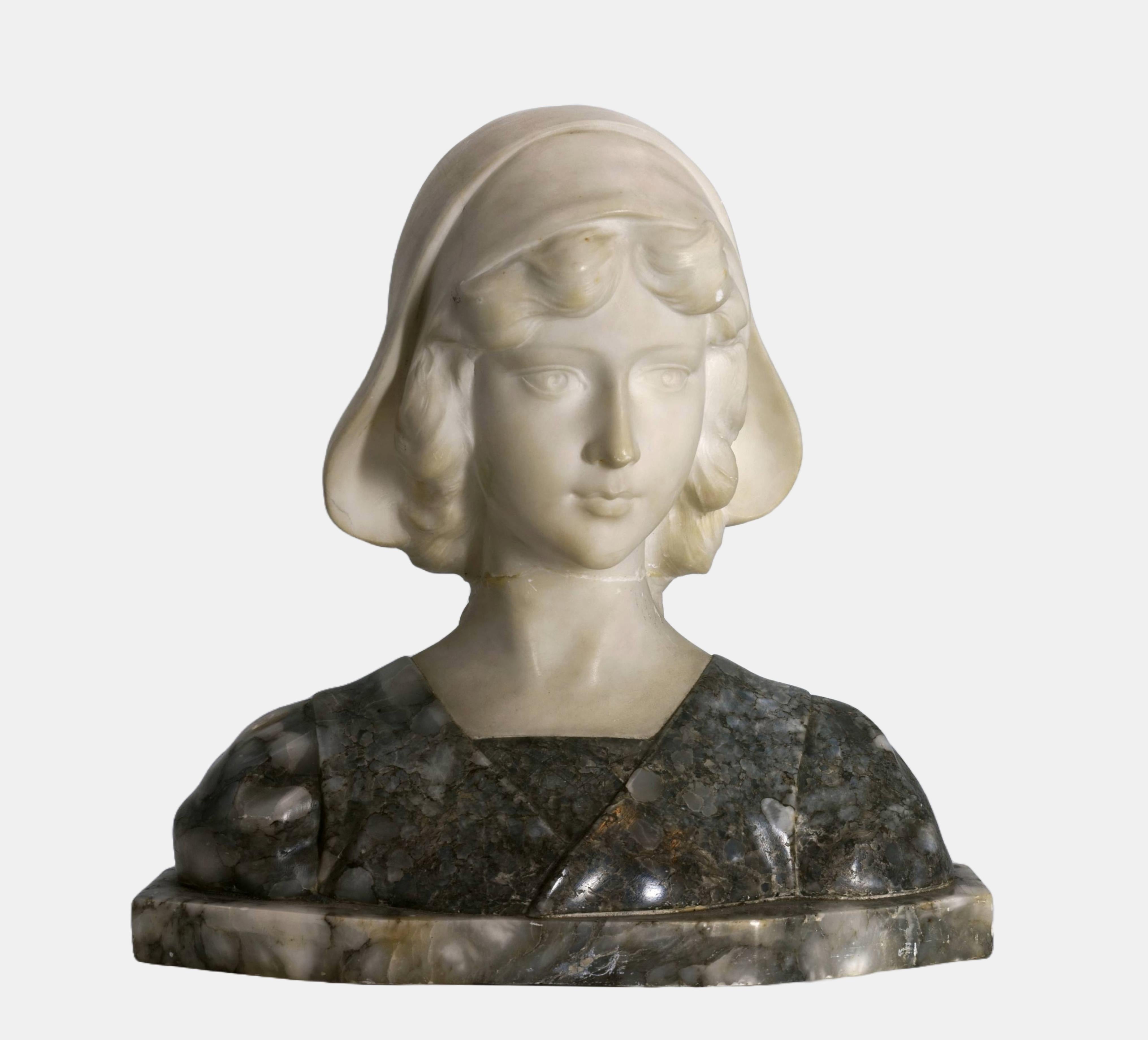 Busto de mujer joven / - La belleza de la juventud -