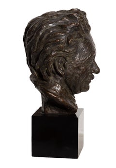 Busto di Albert Einstein, scultura in gesso 1964